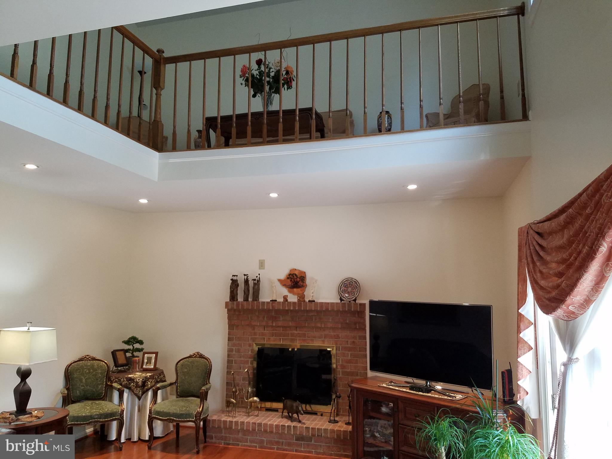 QUINCE ORCHARD ESTATES - Residential