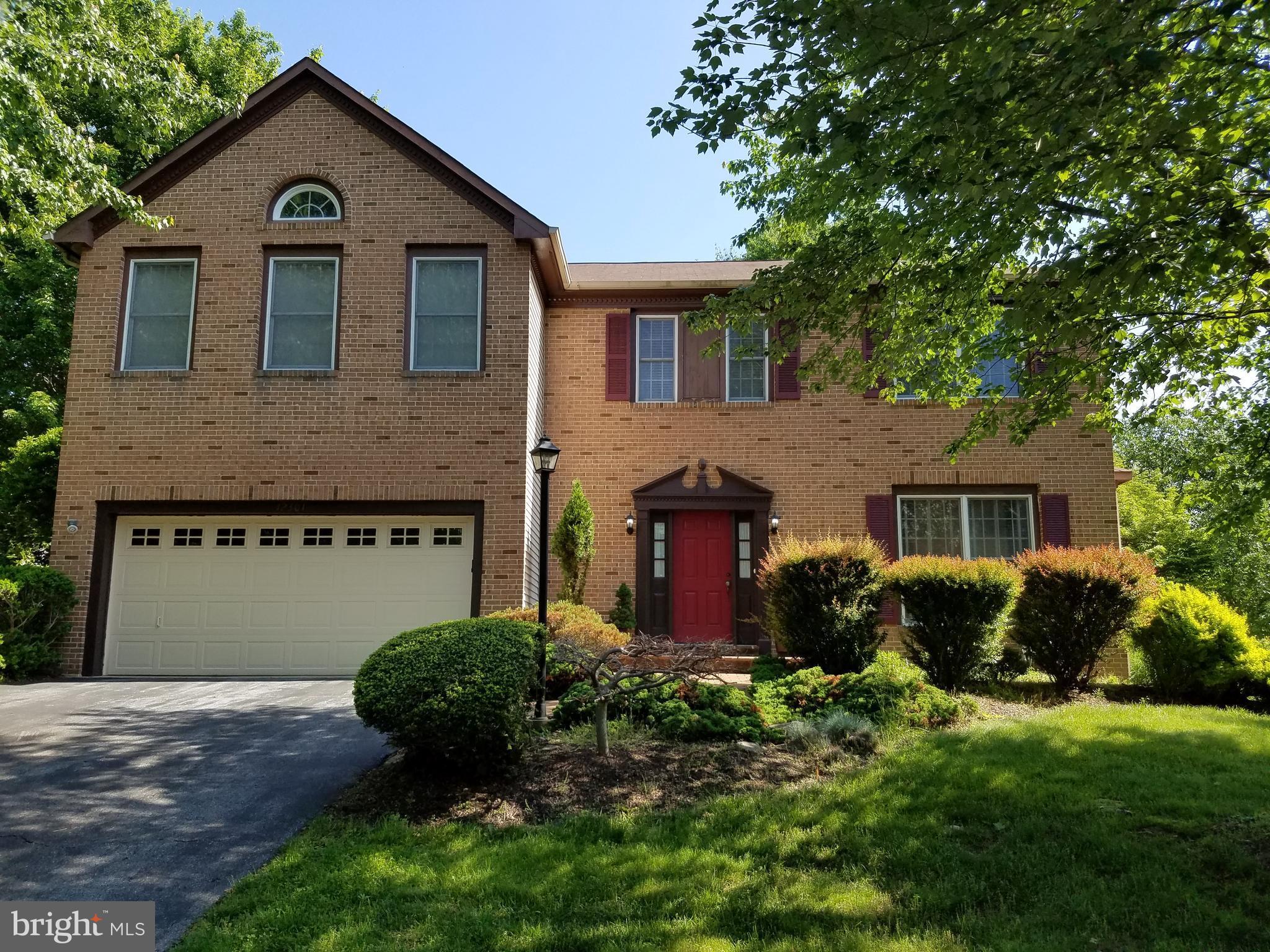 QUINCE ORCHARD ESTATES - Residential