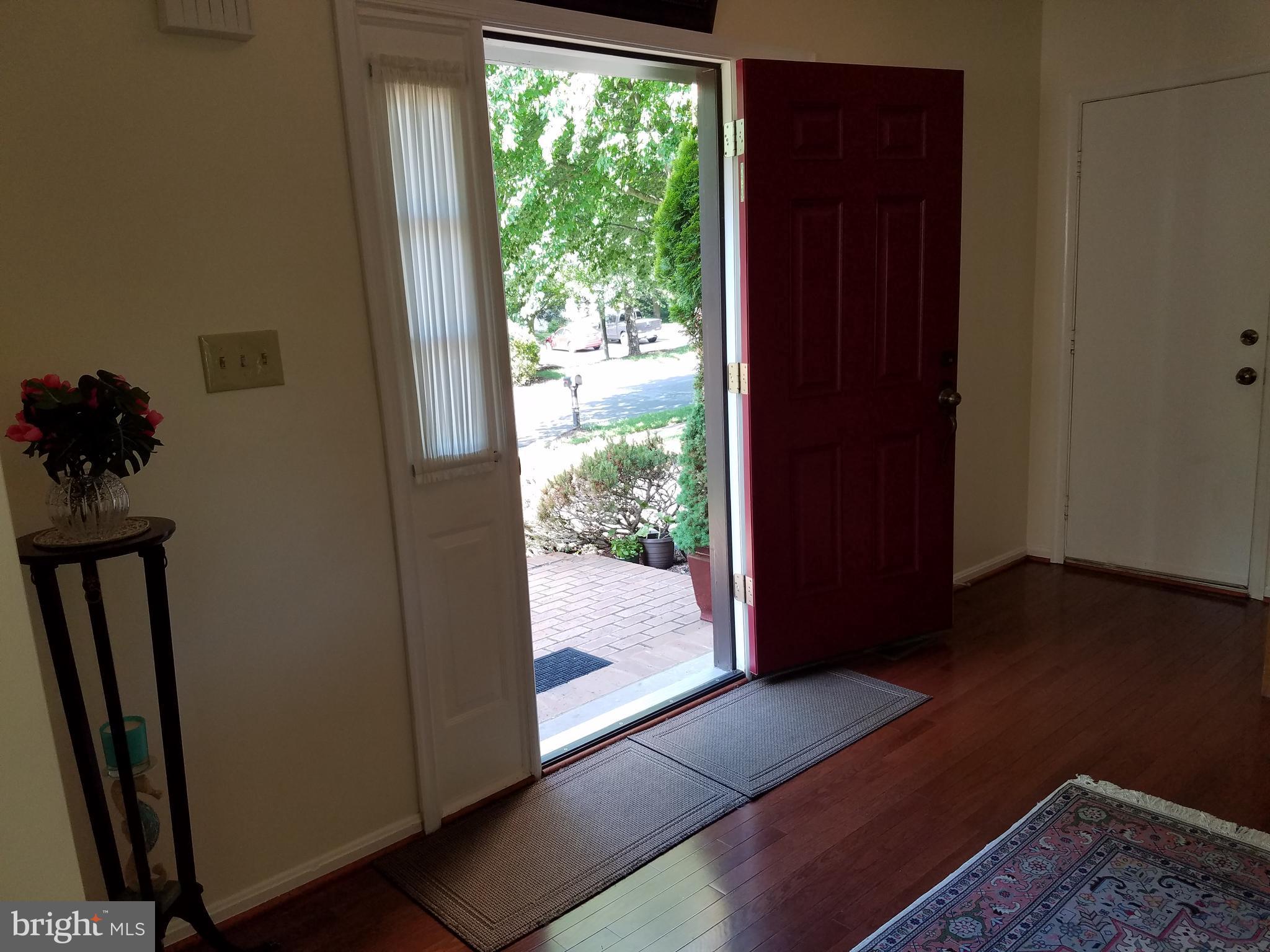 QUINCE ORCHARD ESTATES - Residential