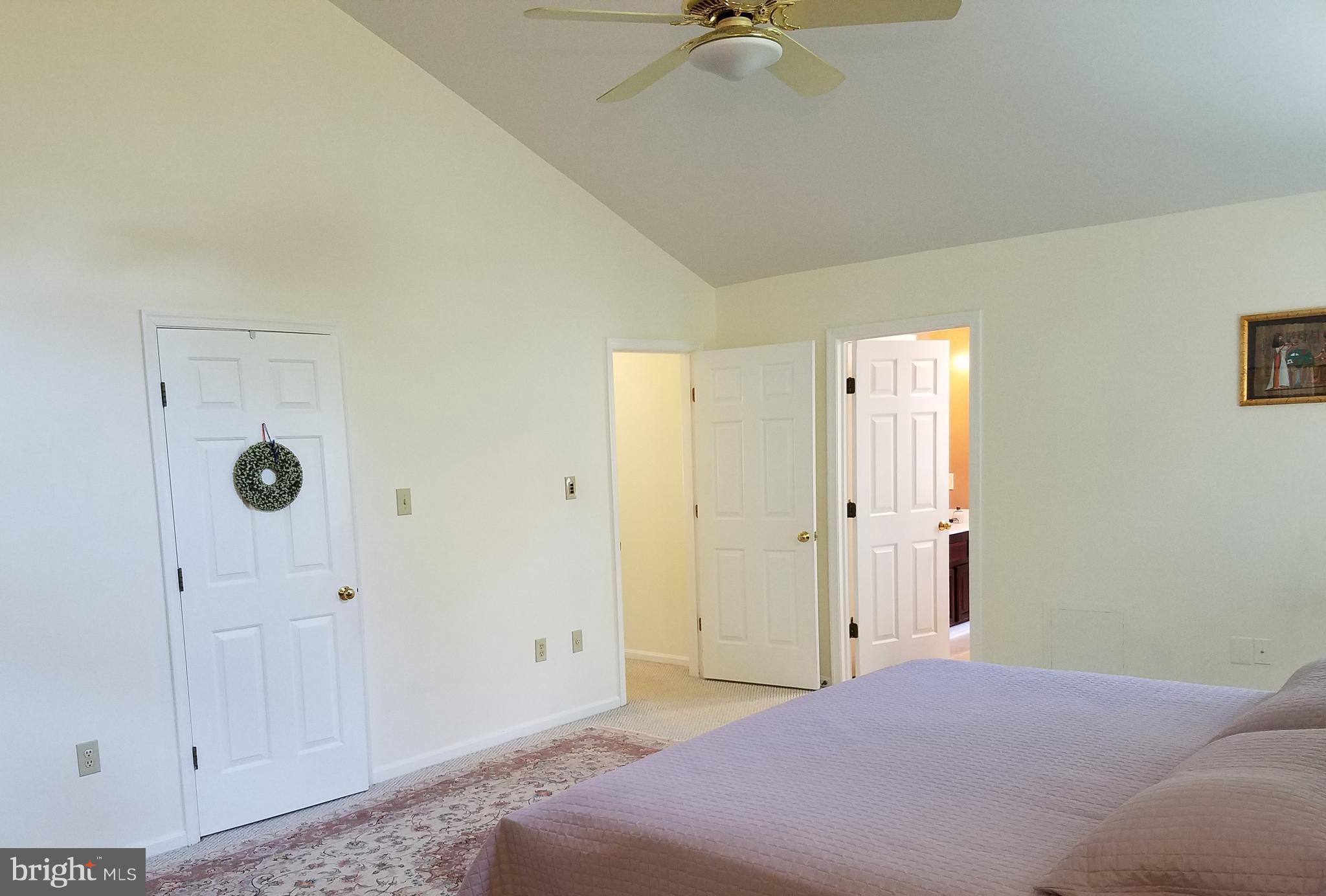 QUINCE ORCHARD ESTATES - Residential