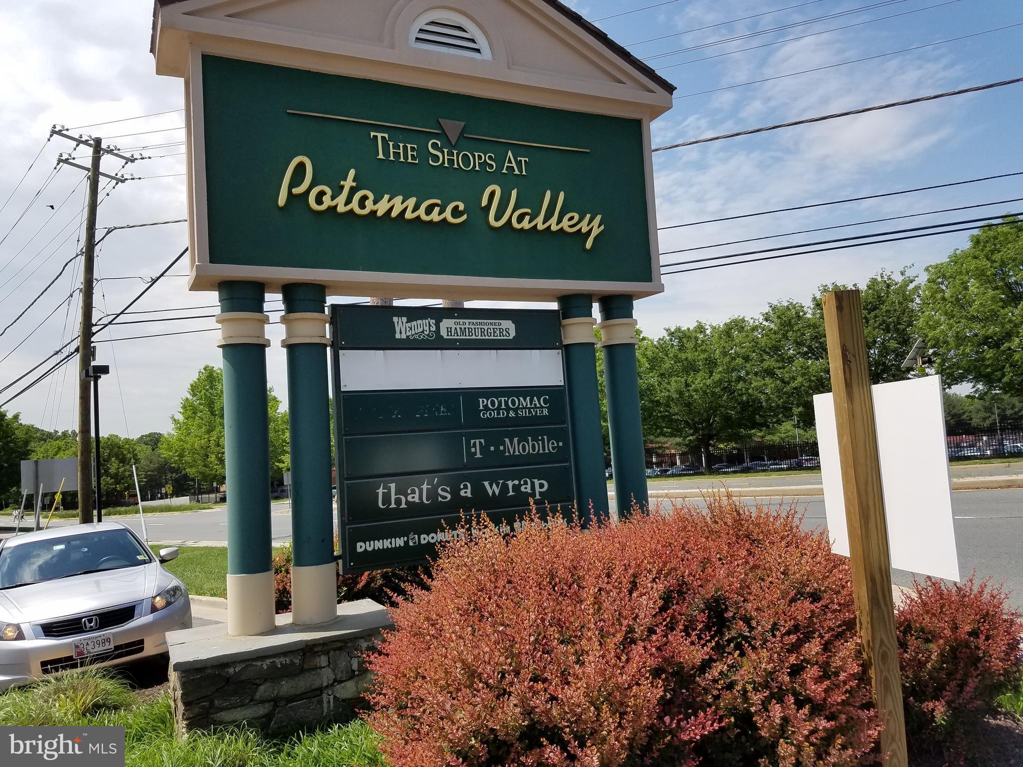 QUINCE ORCHARD ESTATES - Residential