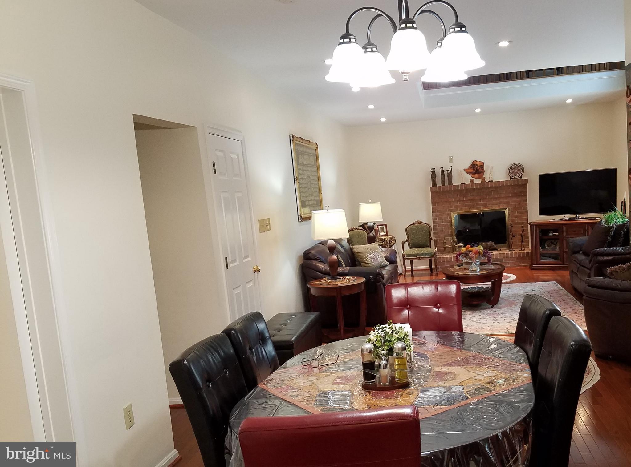 QUINCE ORCHARD ESTATES - Residential