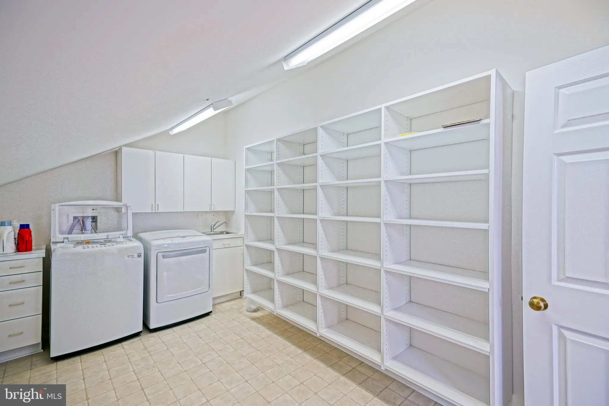 Lewes, Delaware 19958, United States, 3 Bedrooms Bedrooms, ,3 BathroomsBathrooms,Residential,Active,124907