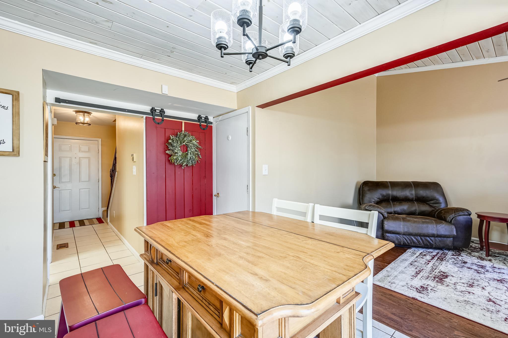 ROYAL HEIGHTS - Residential