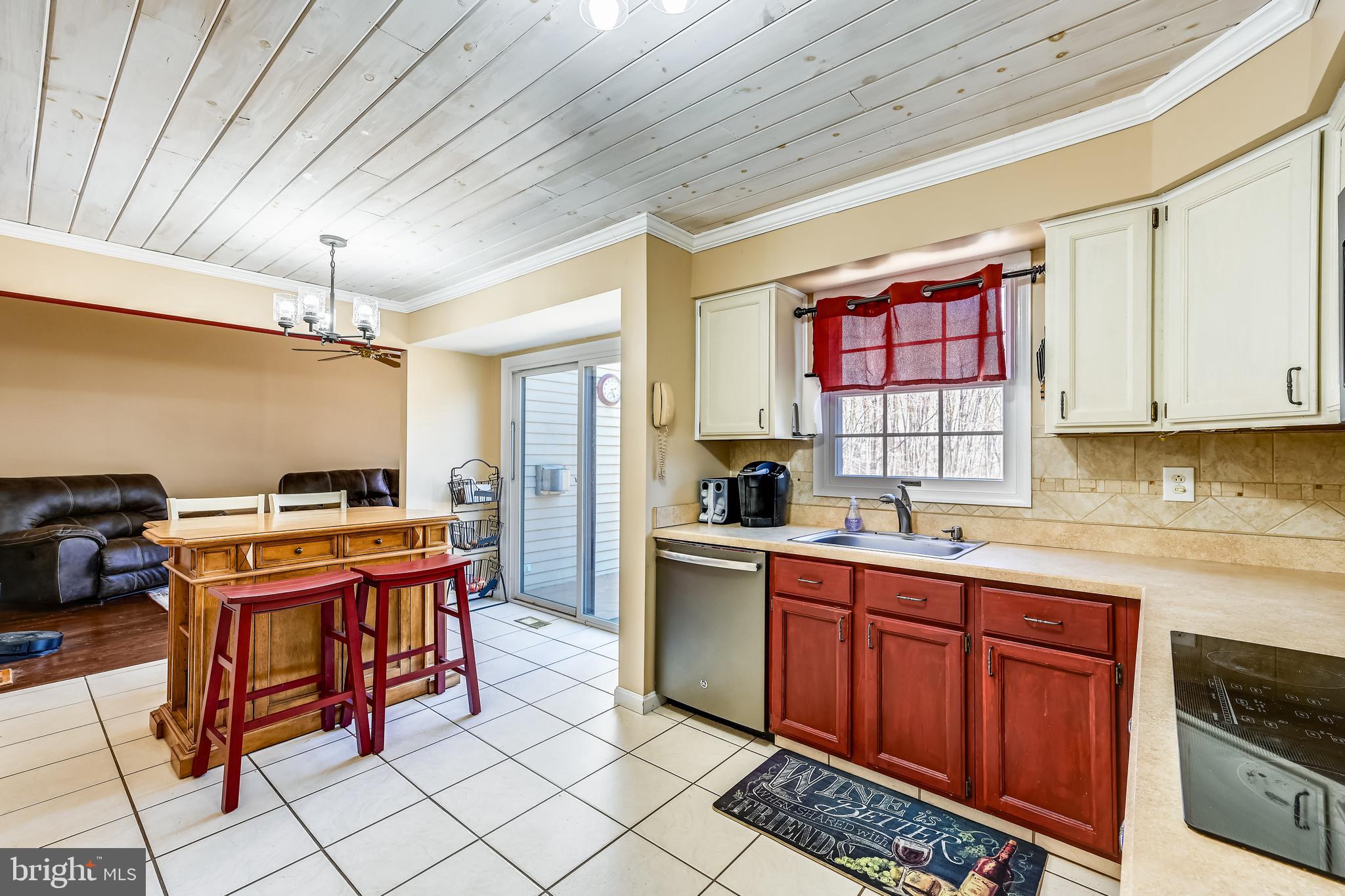 ROYAL HEIGHTS - Residential