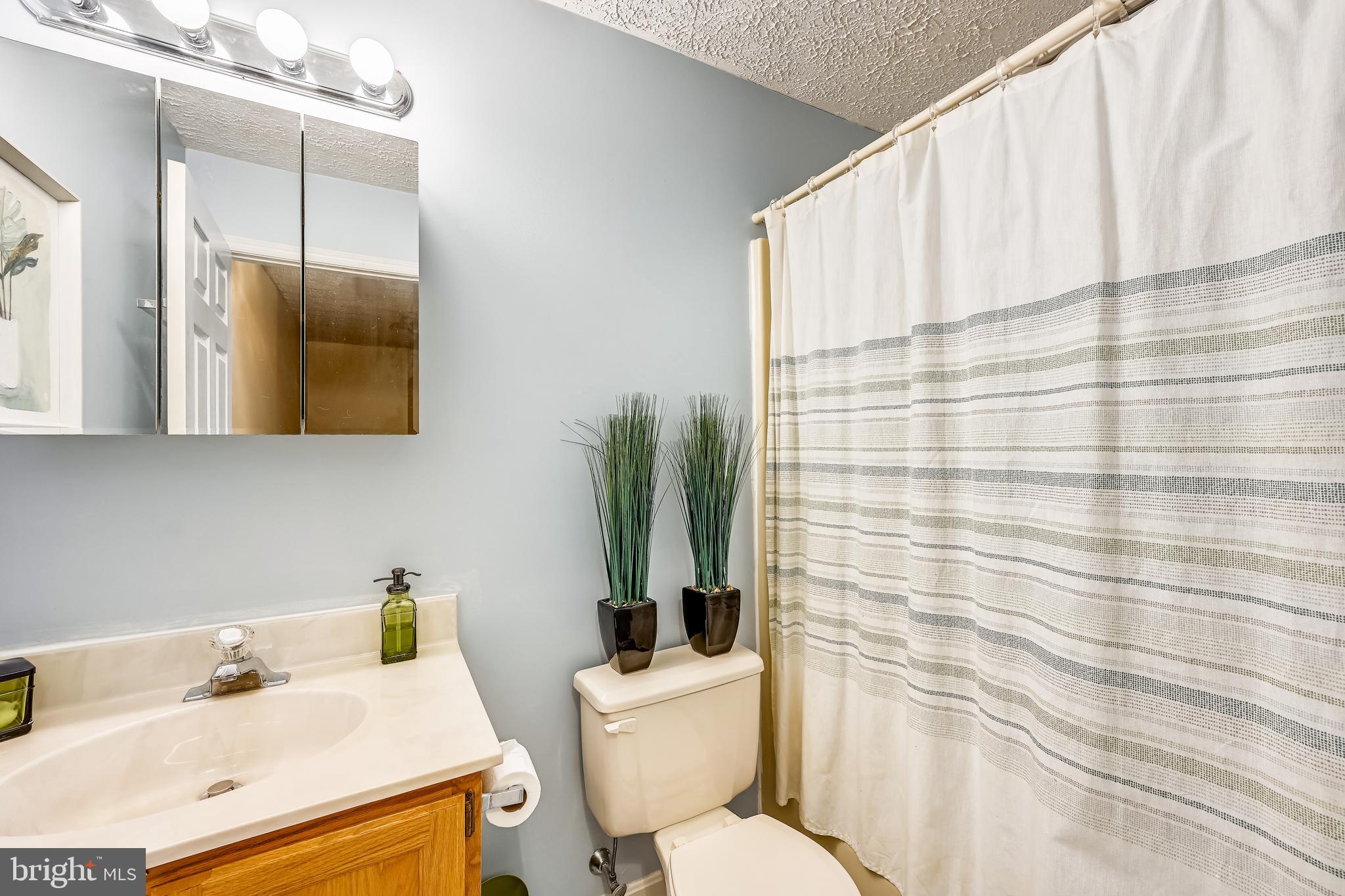 ROYAL HEIGHTS - Residential