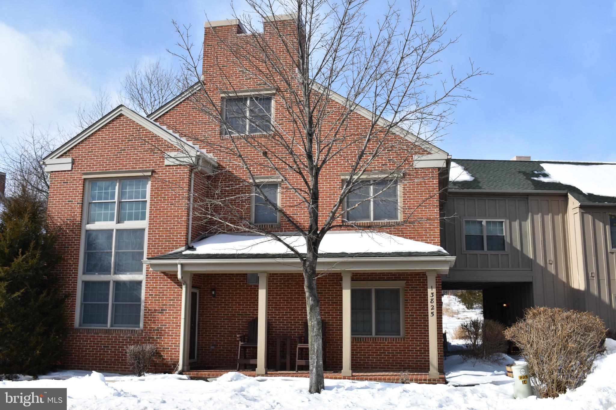 13825 TRAILSIDE LANE