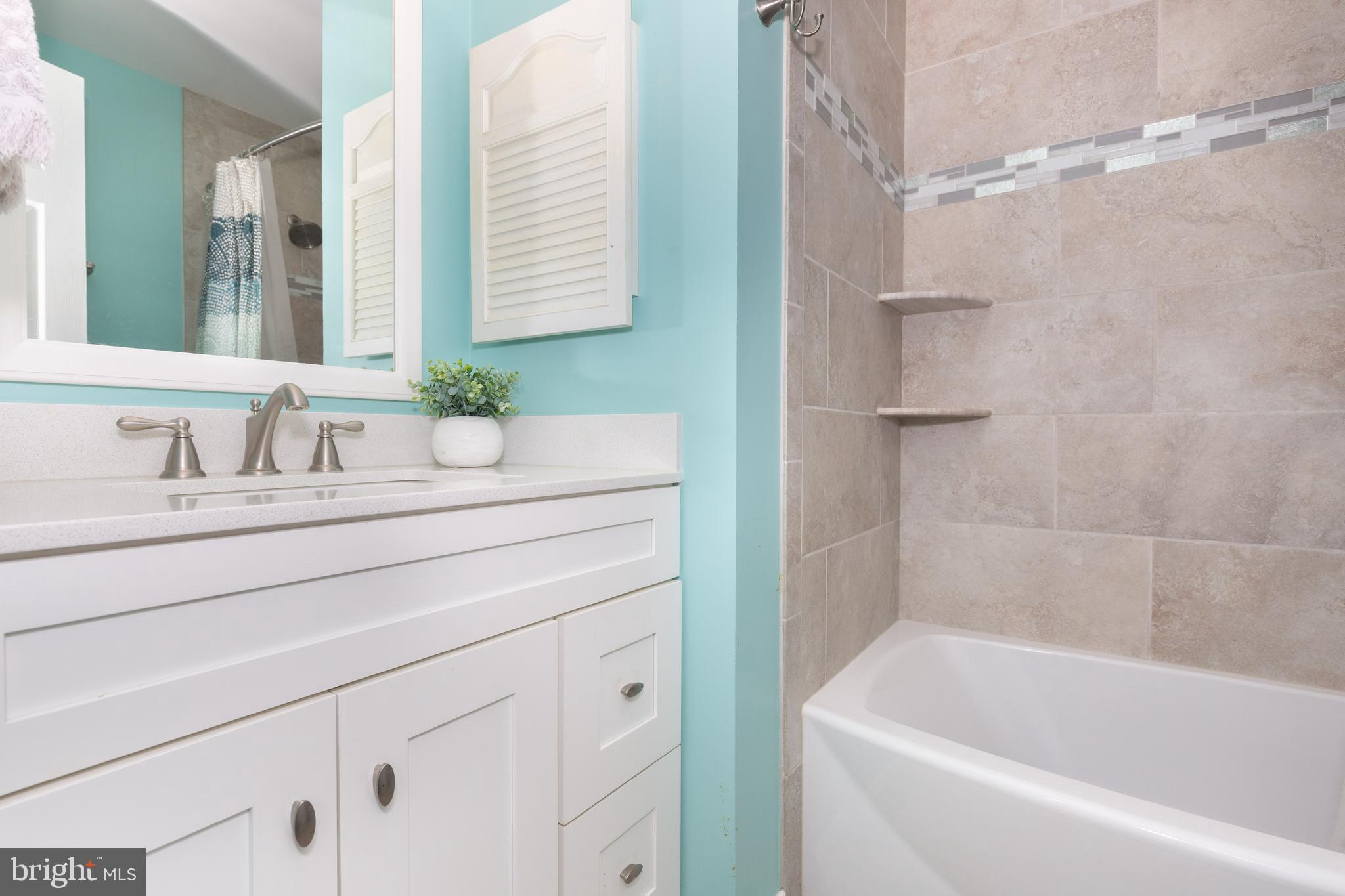 AVONDALE RUN - Residential