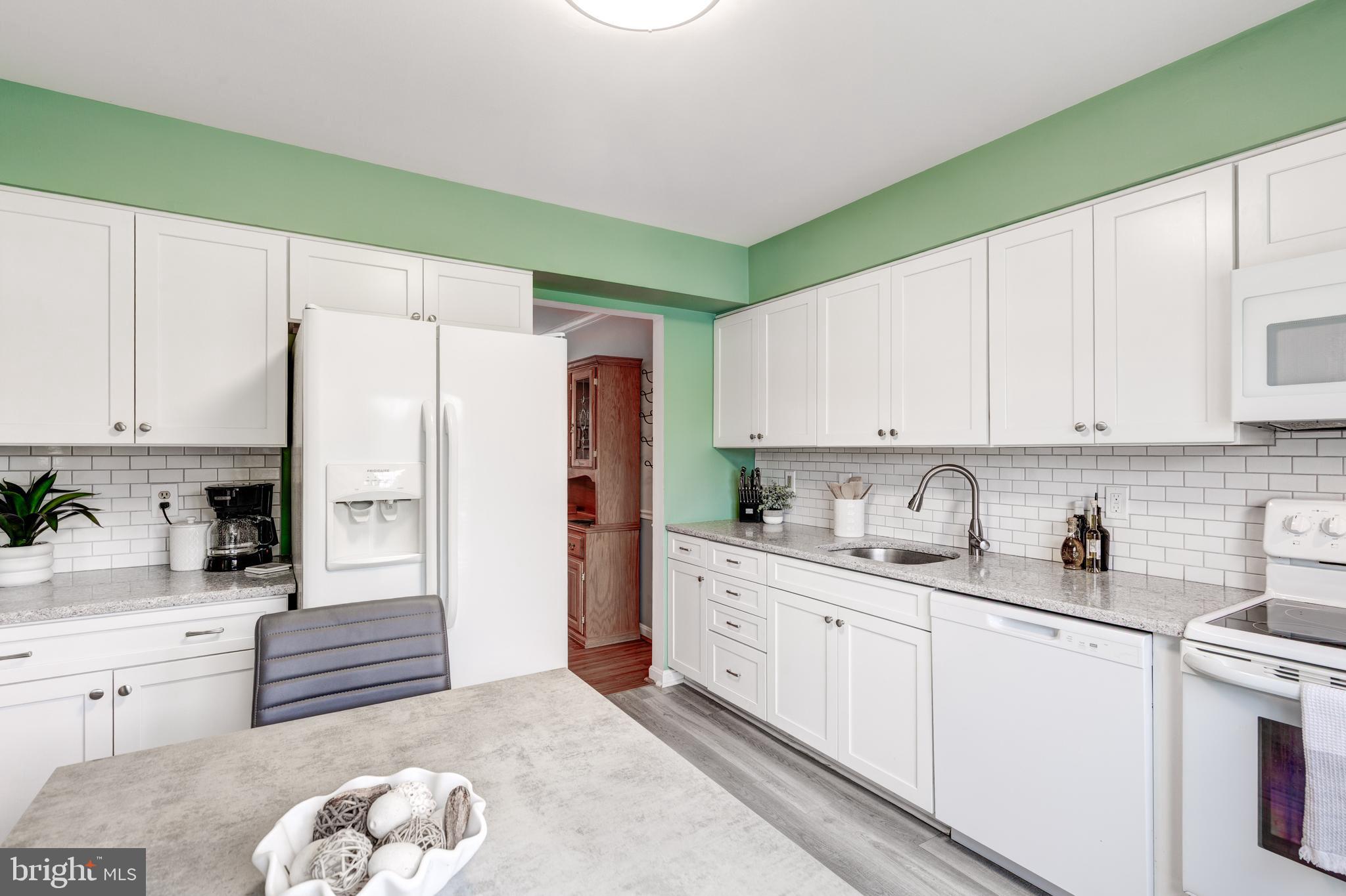 AVONDALE RUN - Residential