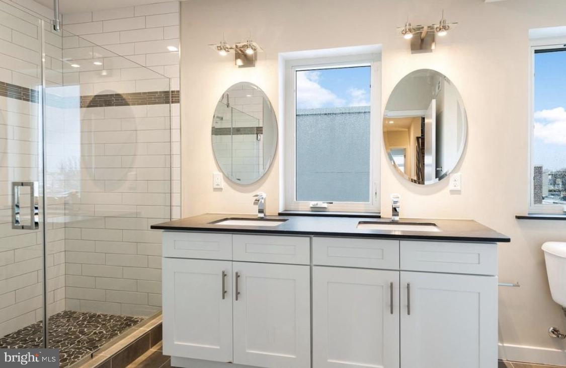 POINT BREEZE - Residential Lease