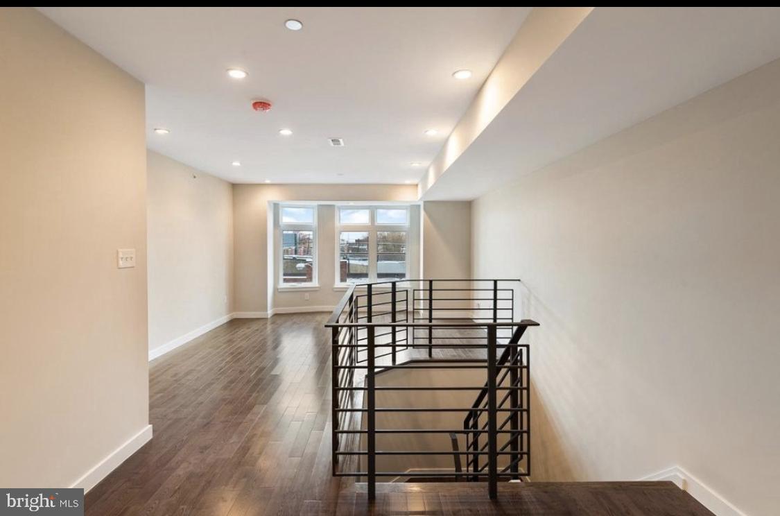 POINT BREEZE - Residential Lease