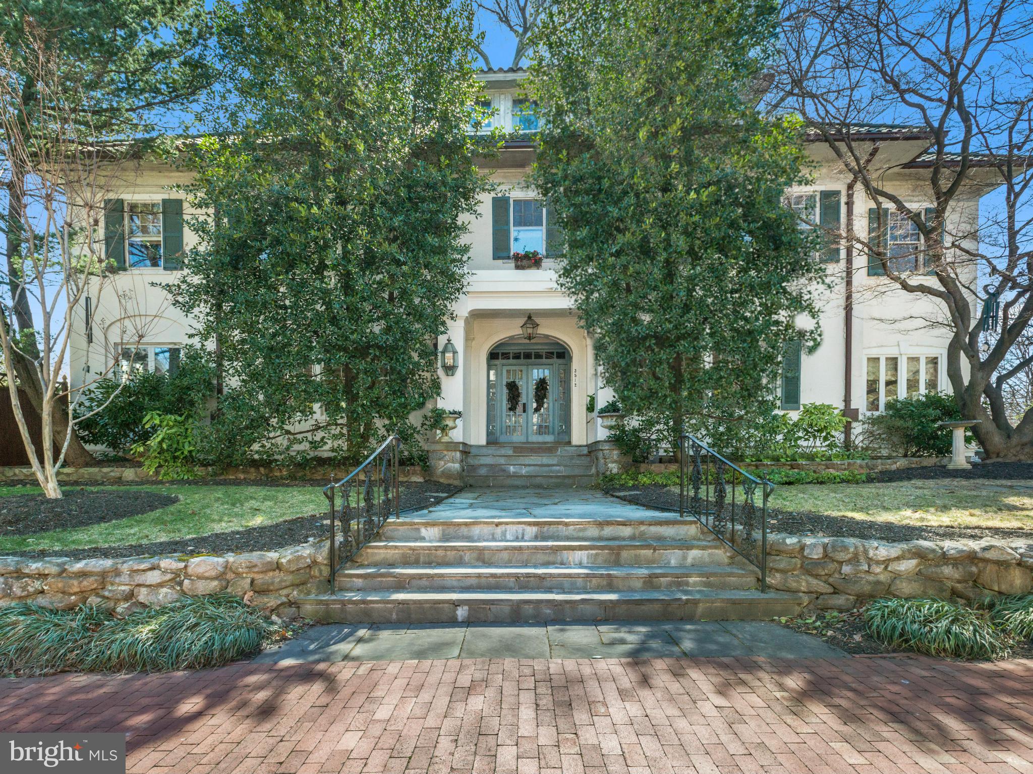 CLEVELAND PARK - Residential