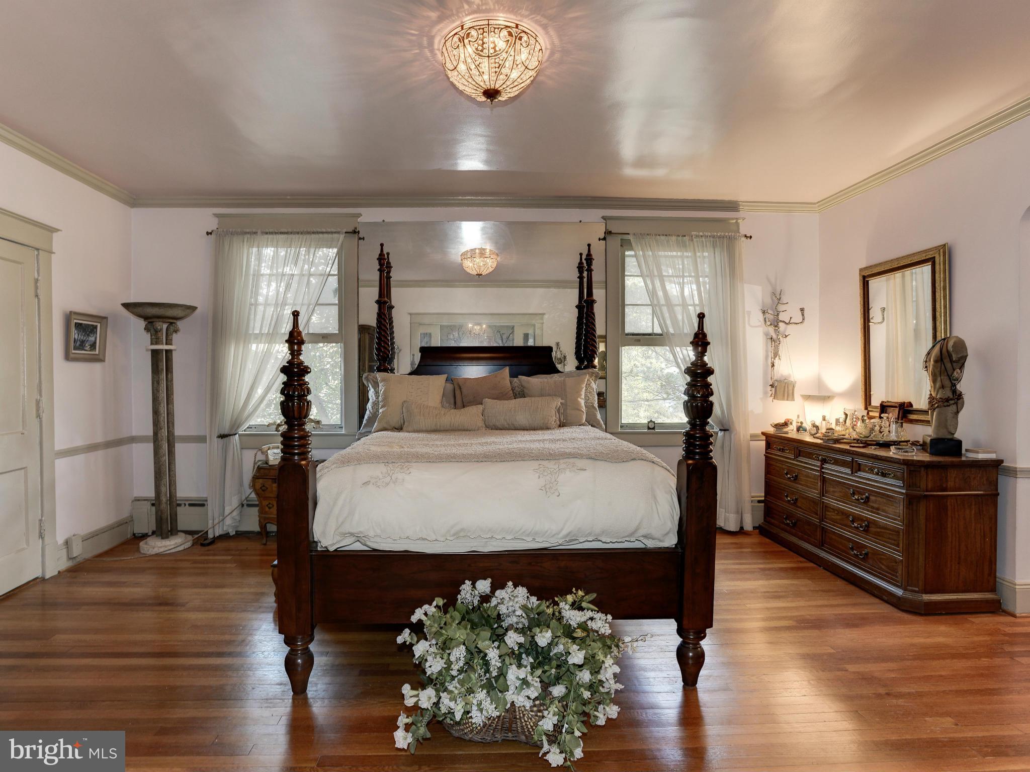 CLEVELAND PARK - Residential