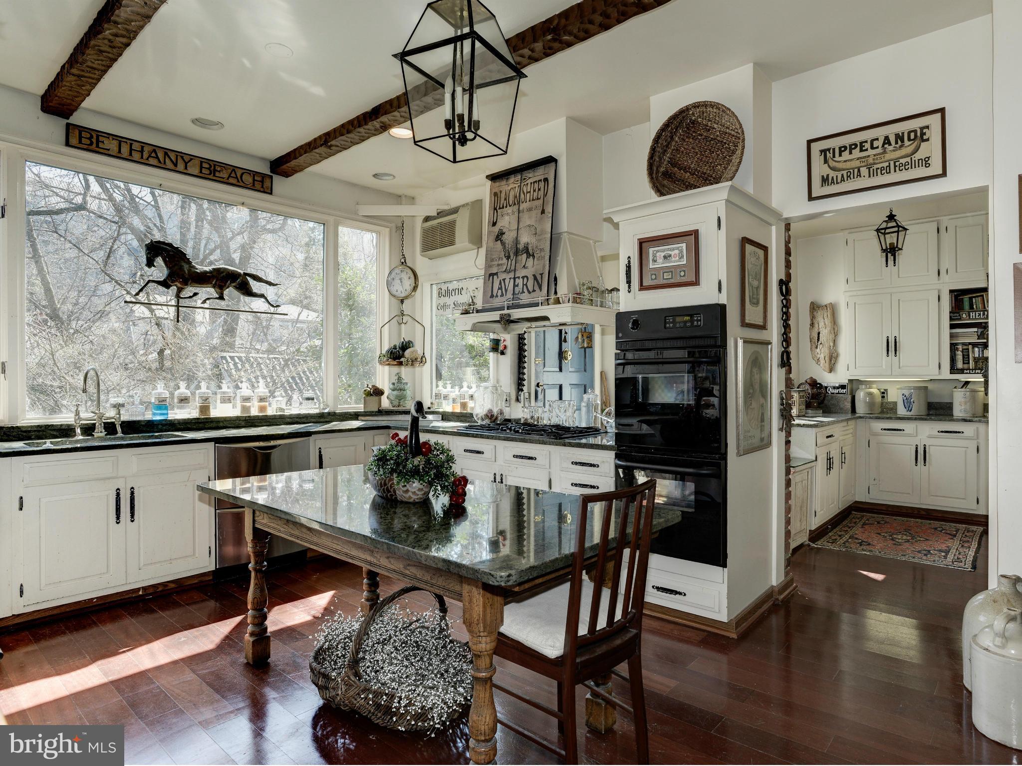 CLEVELAND PARK - Residential