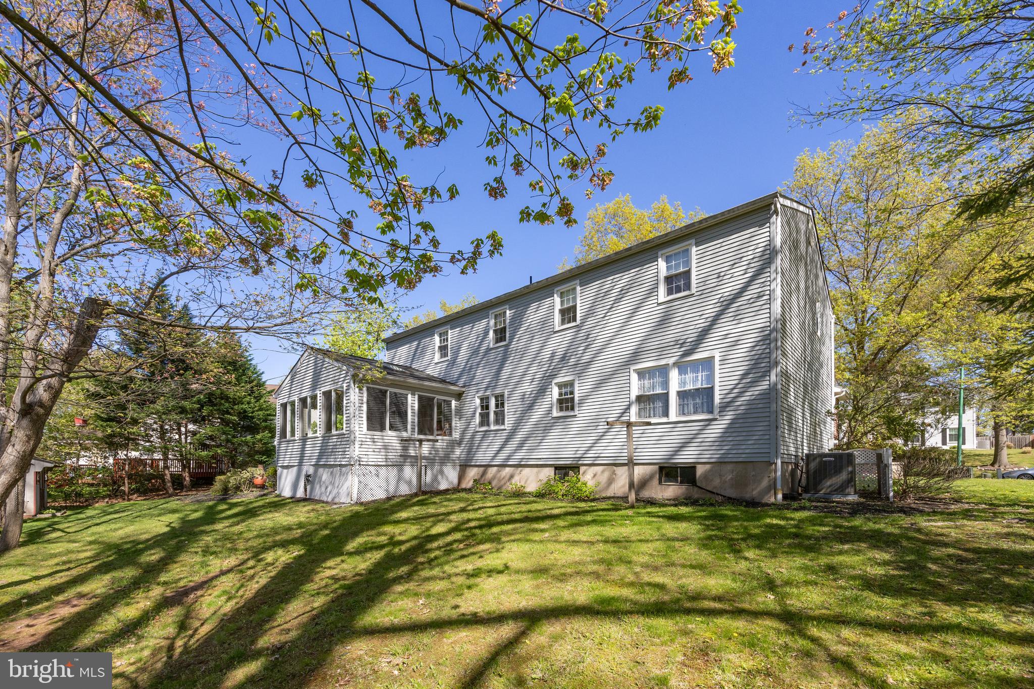 150 LARKIN LANE