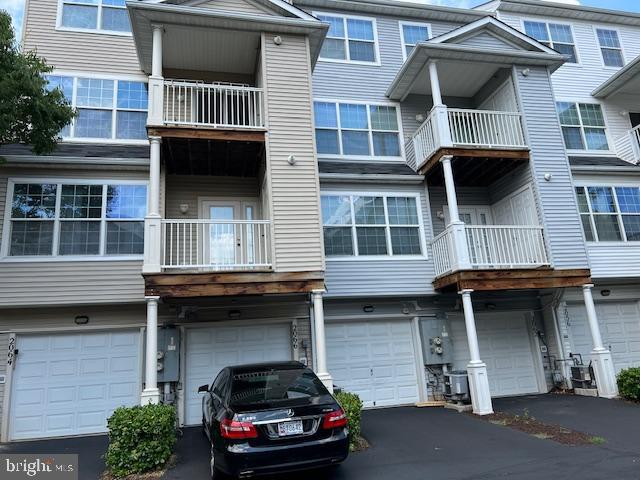 2066 UNIVERSITY BOULEVARD W 7