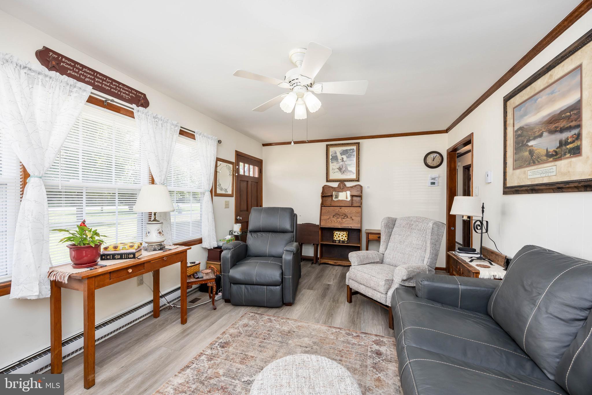 GREENWOOD MANOR - Residential