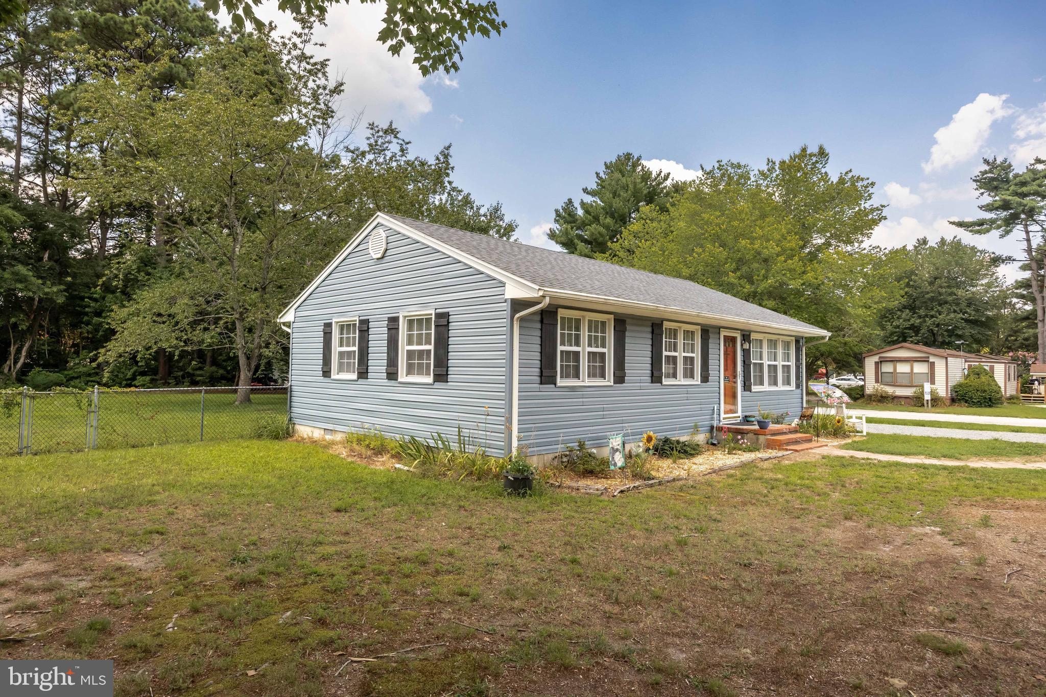 GREENWOOD MANOR - Residential