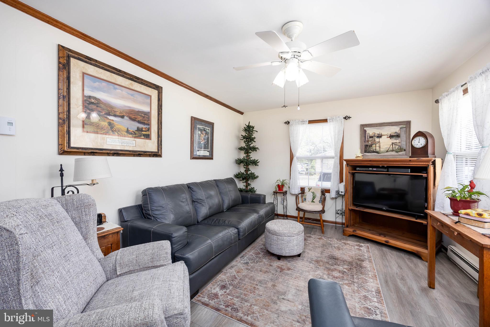 GREENWOOD MANOR - Residential