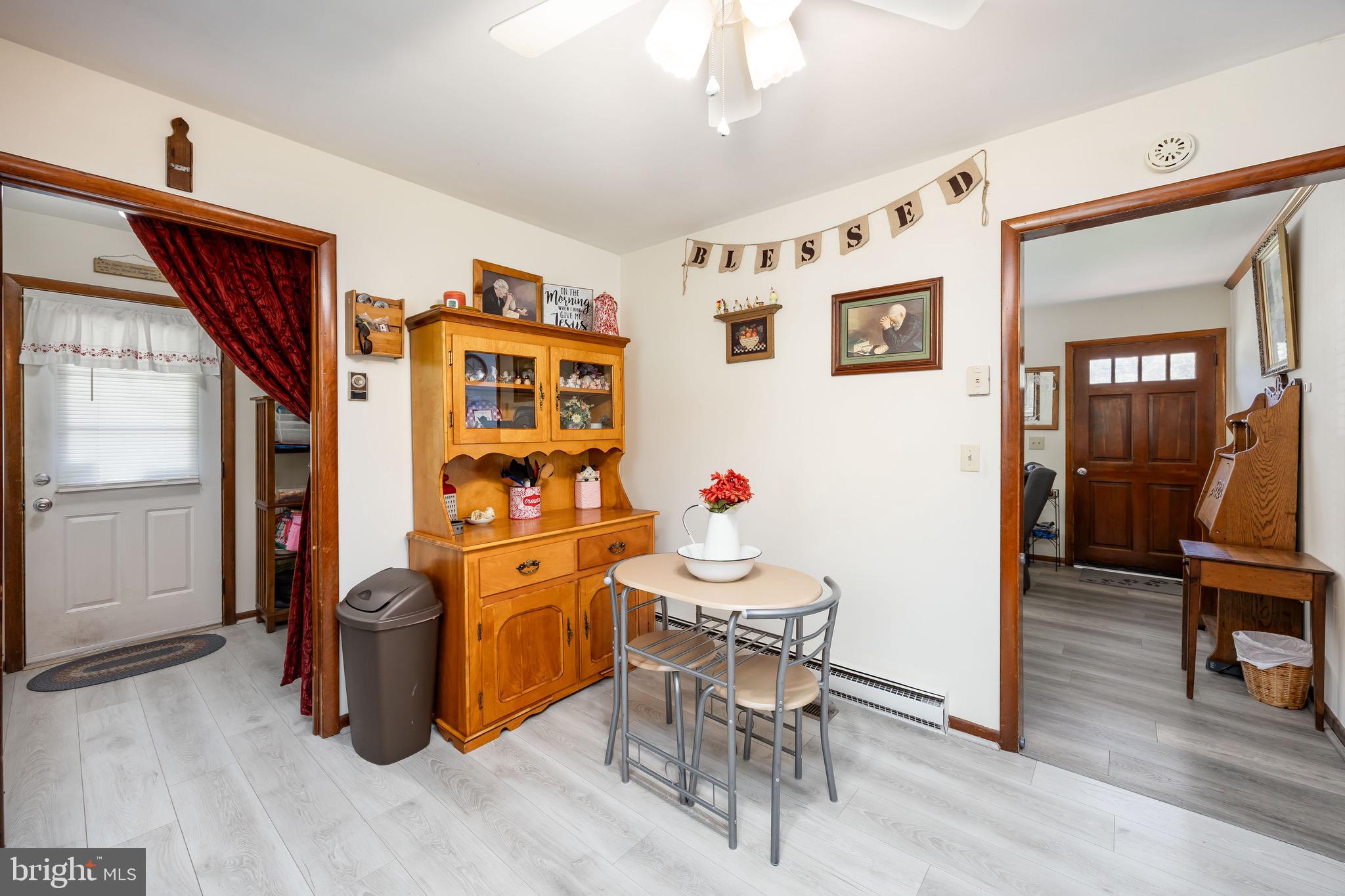 GREENWOOD MANOR - Residential