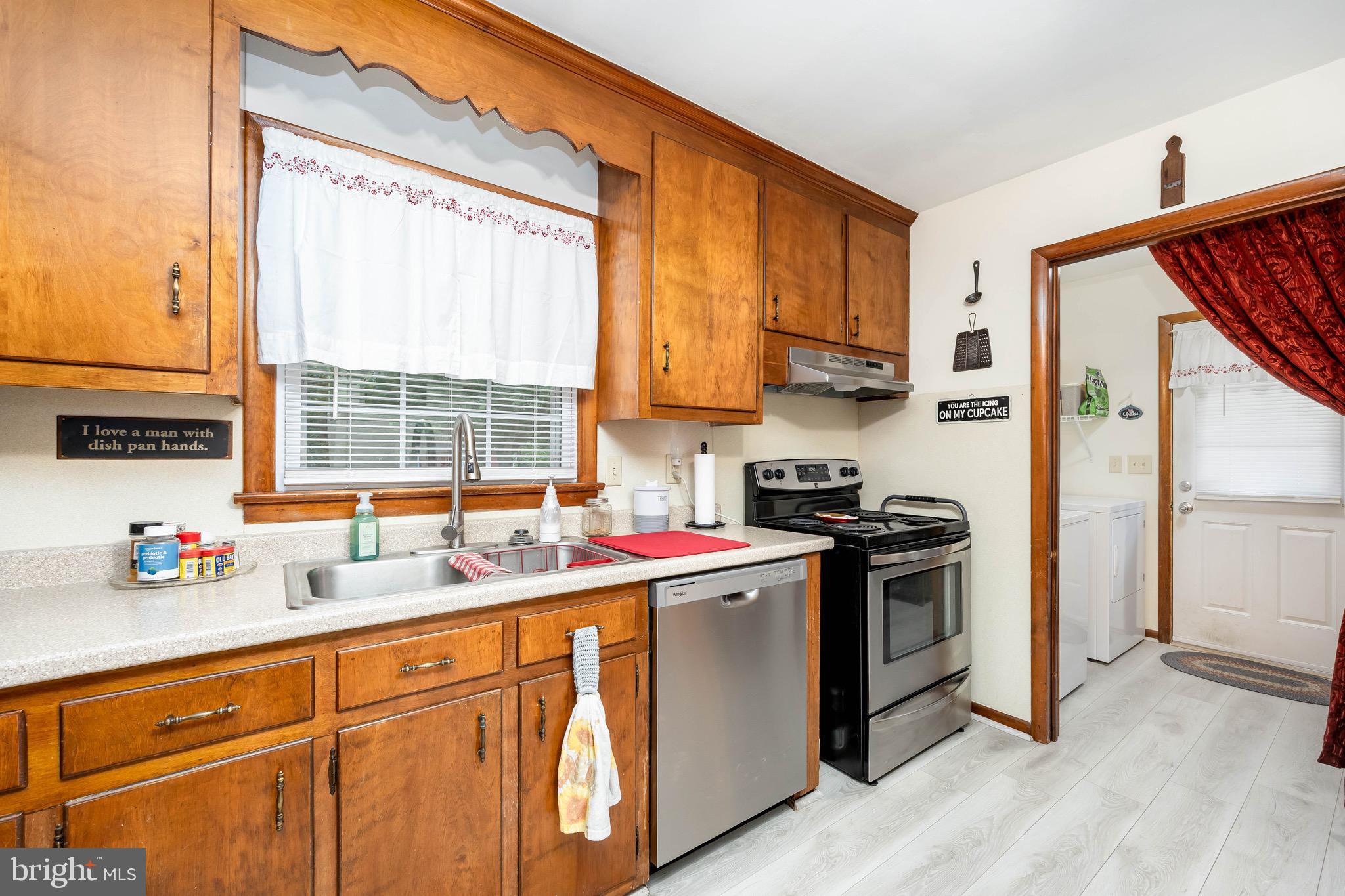 GREENWOOD MANOR - Residential