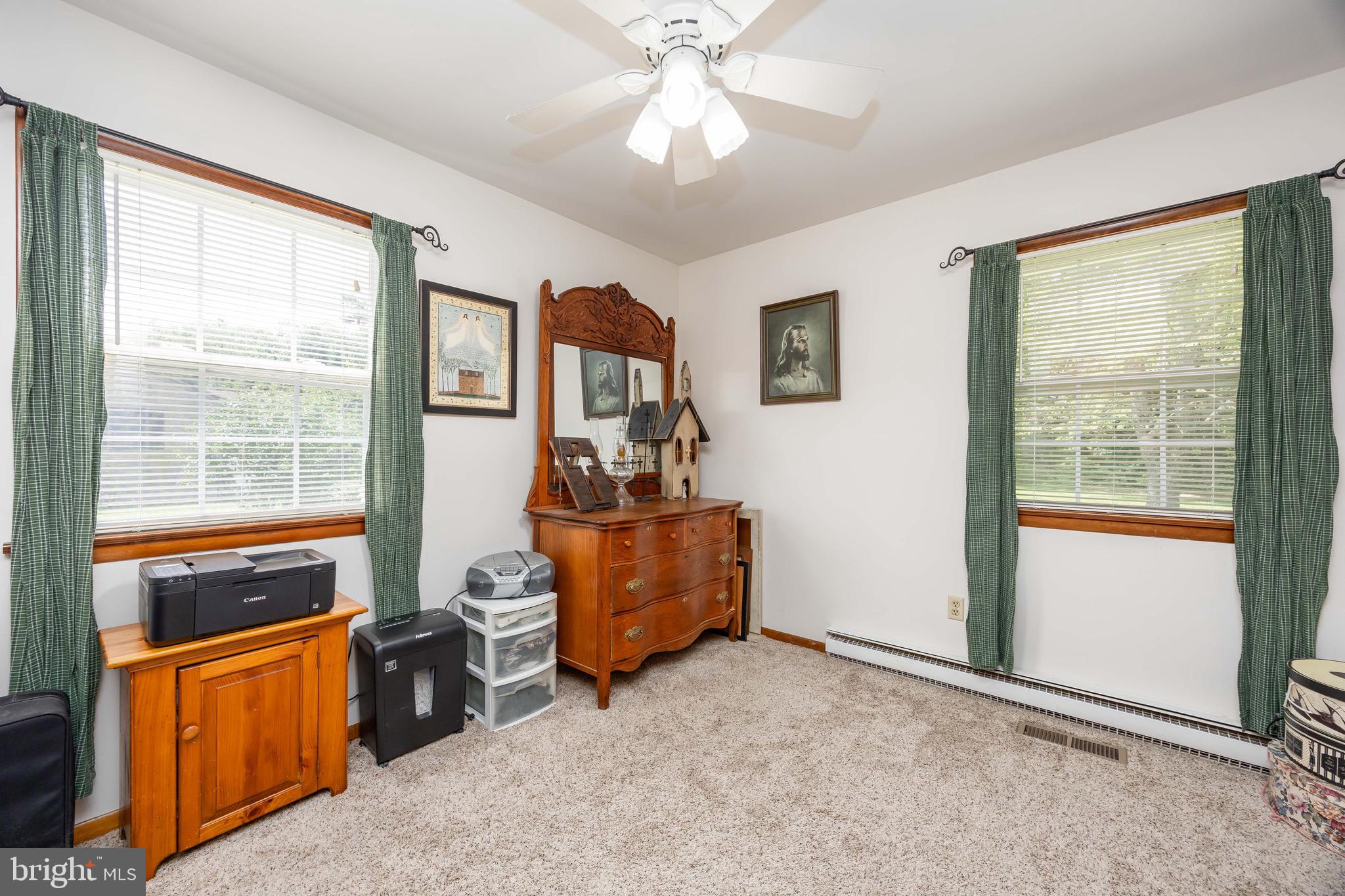 GREENWOOD MANOR - Residential