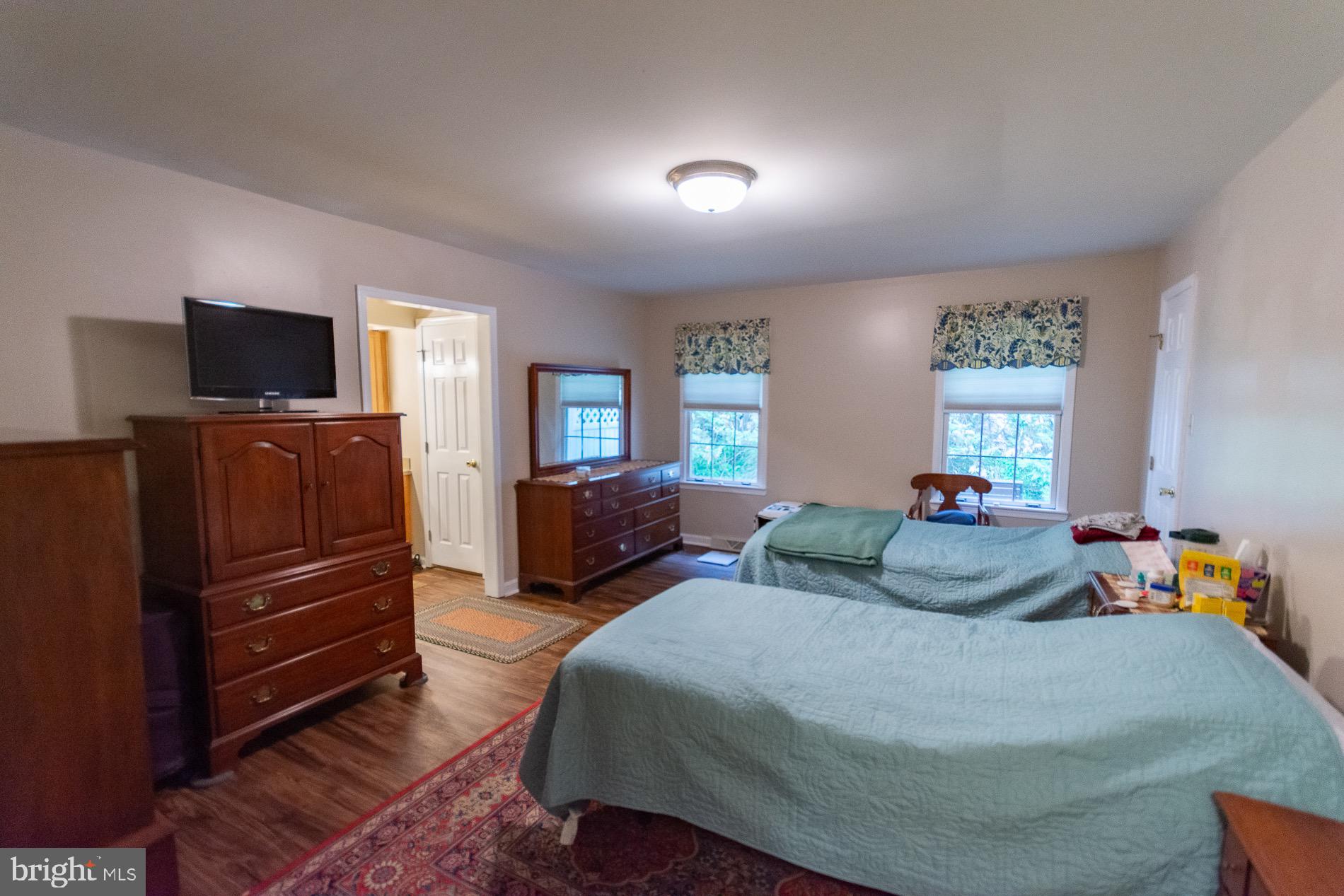 FOXCROFT MEADOWS - Residential