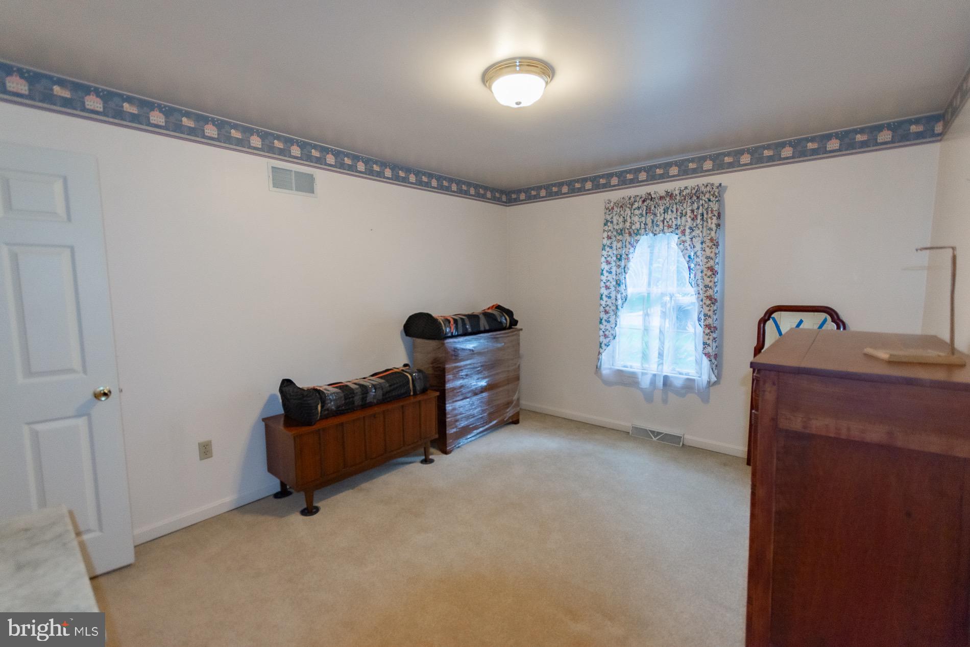 FOXCROFT MEADOWS - Residential