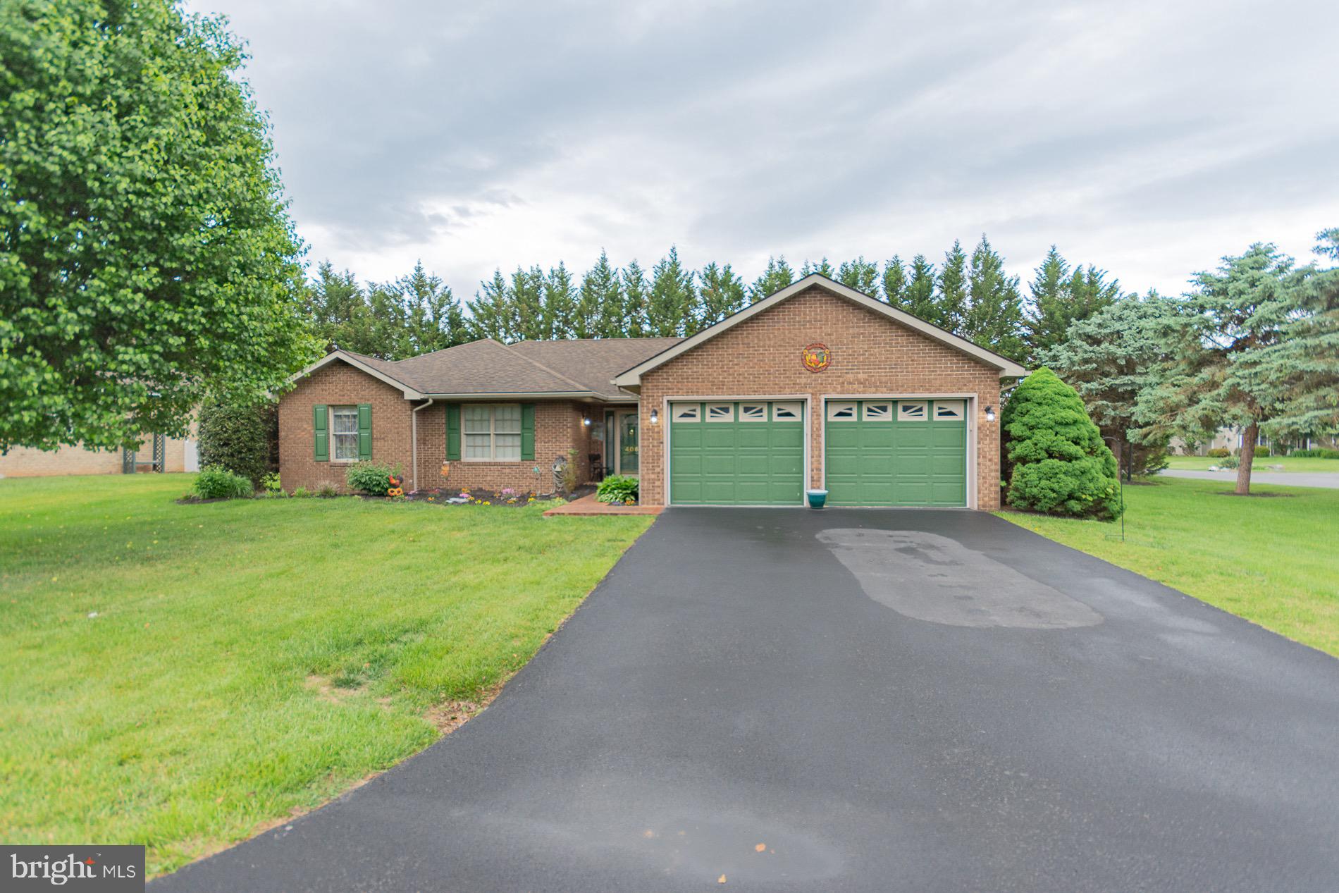 FOXCROFT MEADOWS - Residential