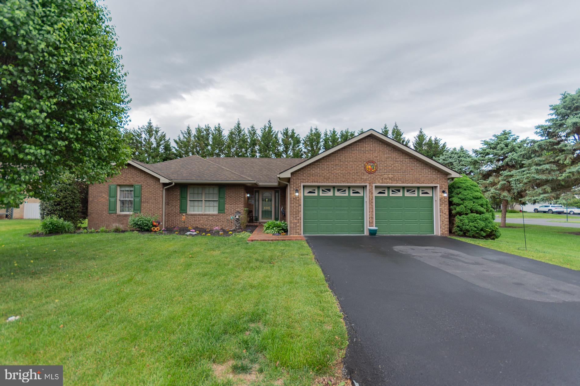 FOXCROFT MEADOWS - Residential