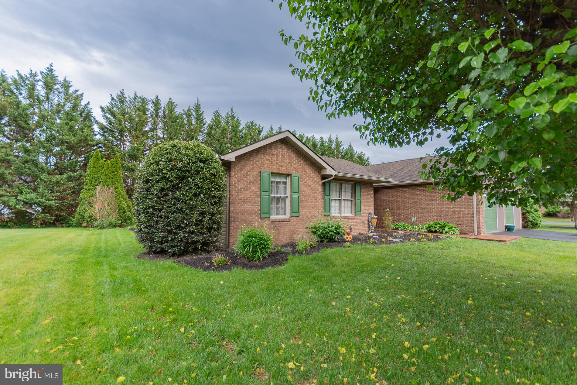 FOXCROFT MEADOWS - Residential