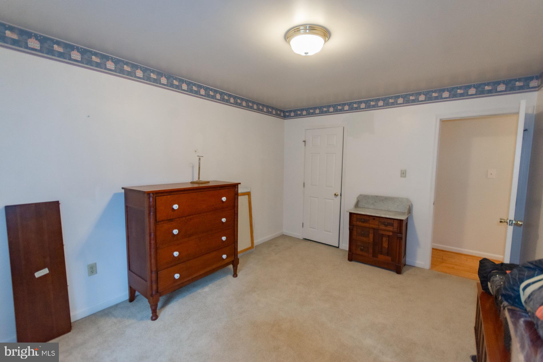 FOXCROFT MEADOWS - Residential