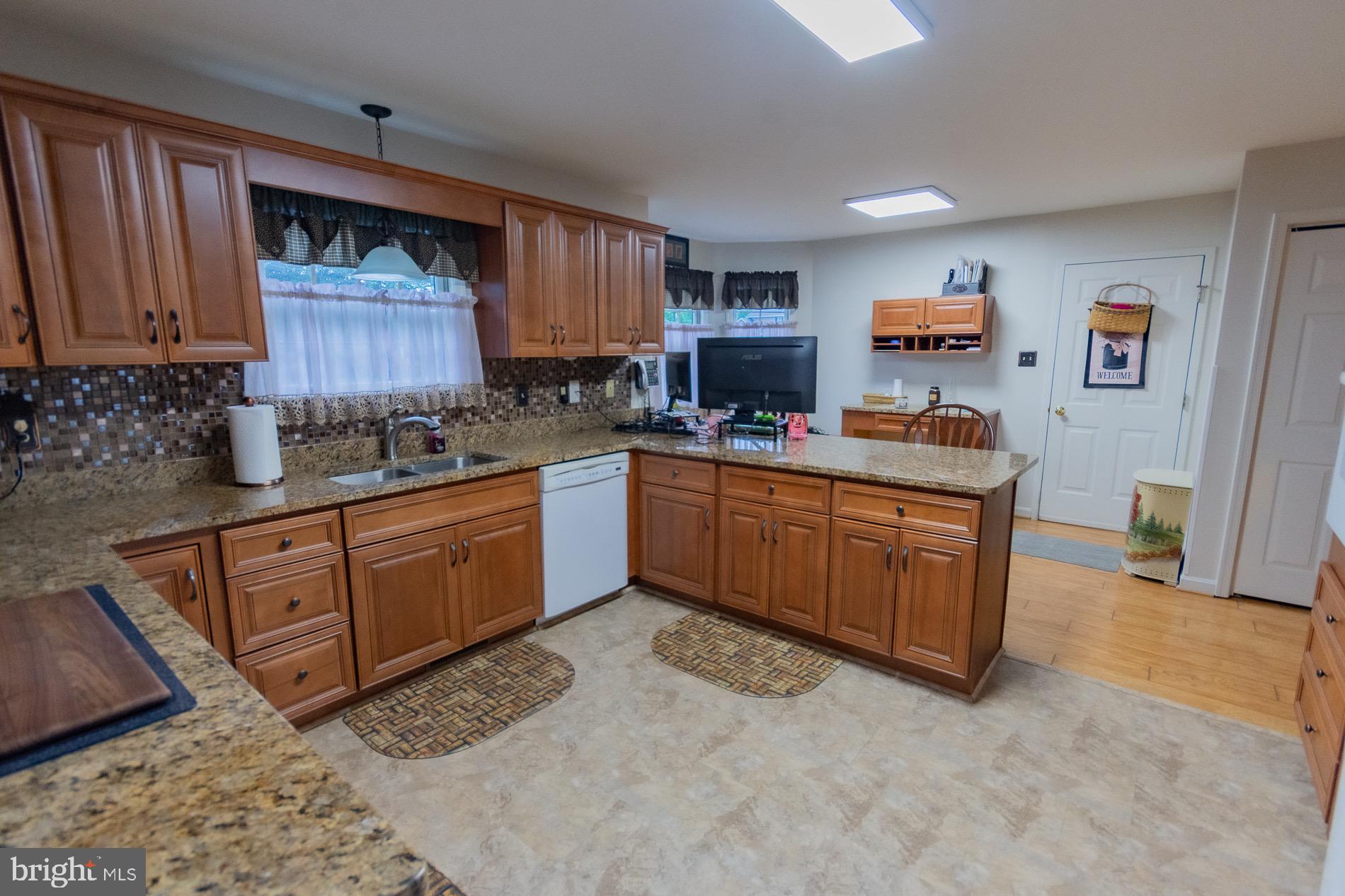 FOXCROFT MEADOWS - Residential