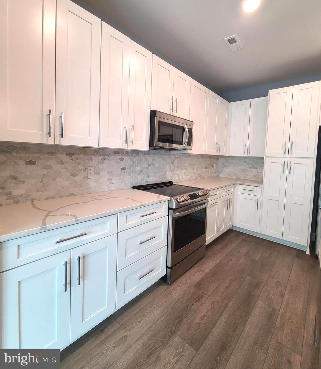 BEXLEY - Residential Lease