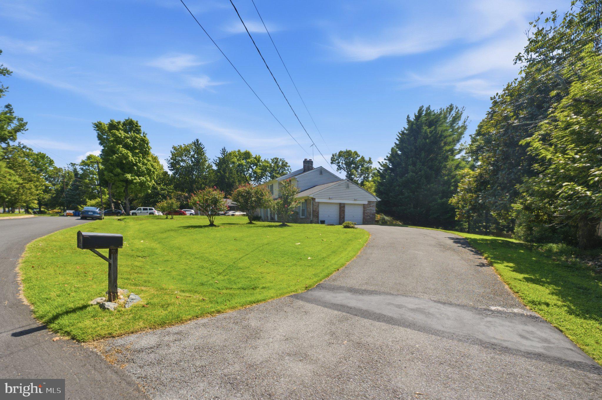 2400 E GATE DRIVE