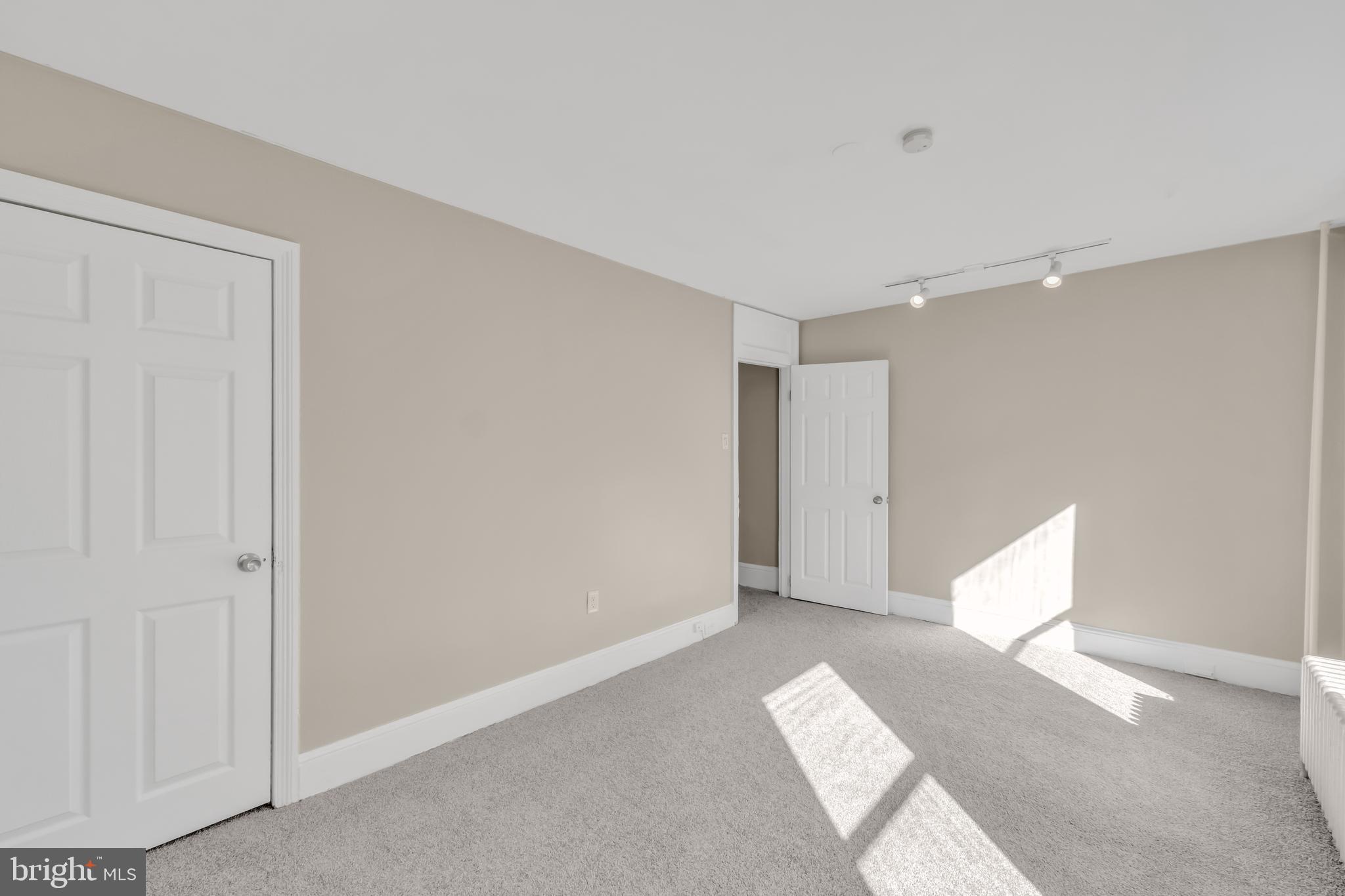 MANAYUNK - Residential