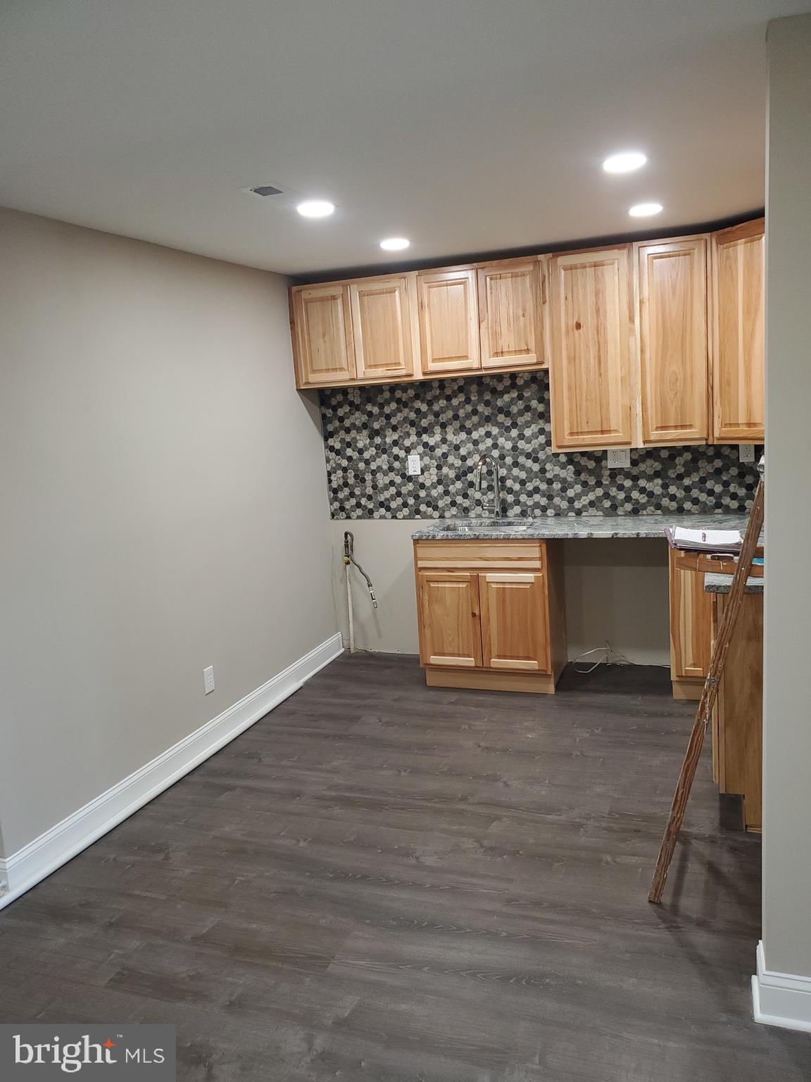RESERVOIR HILL - Residential Lease