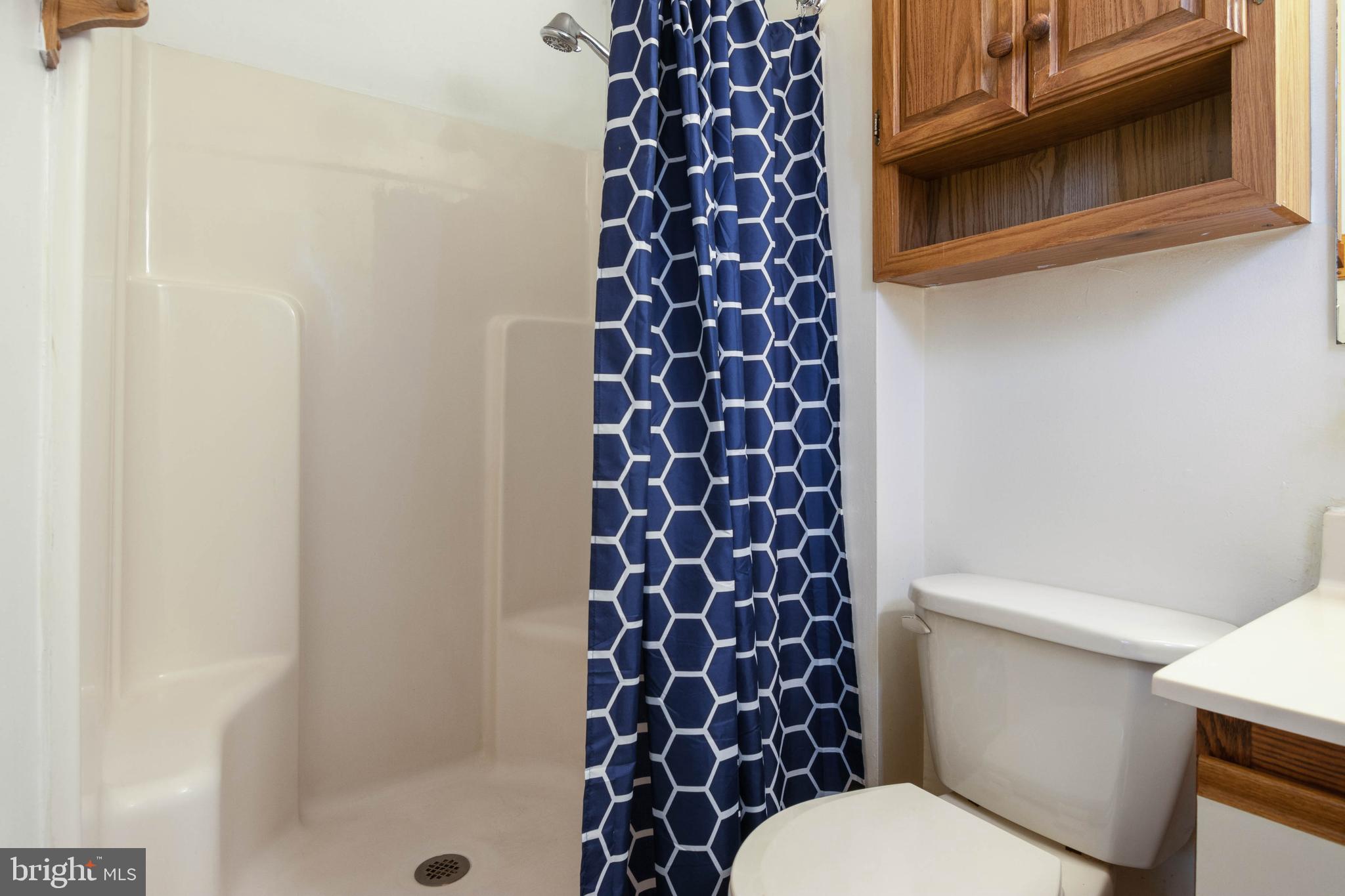 CROMWELL FOUNTAIN - Residential