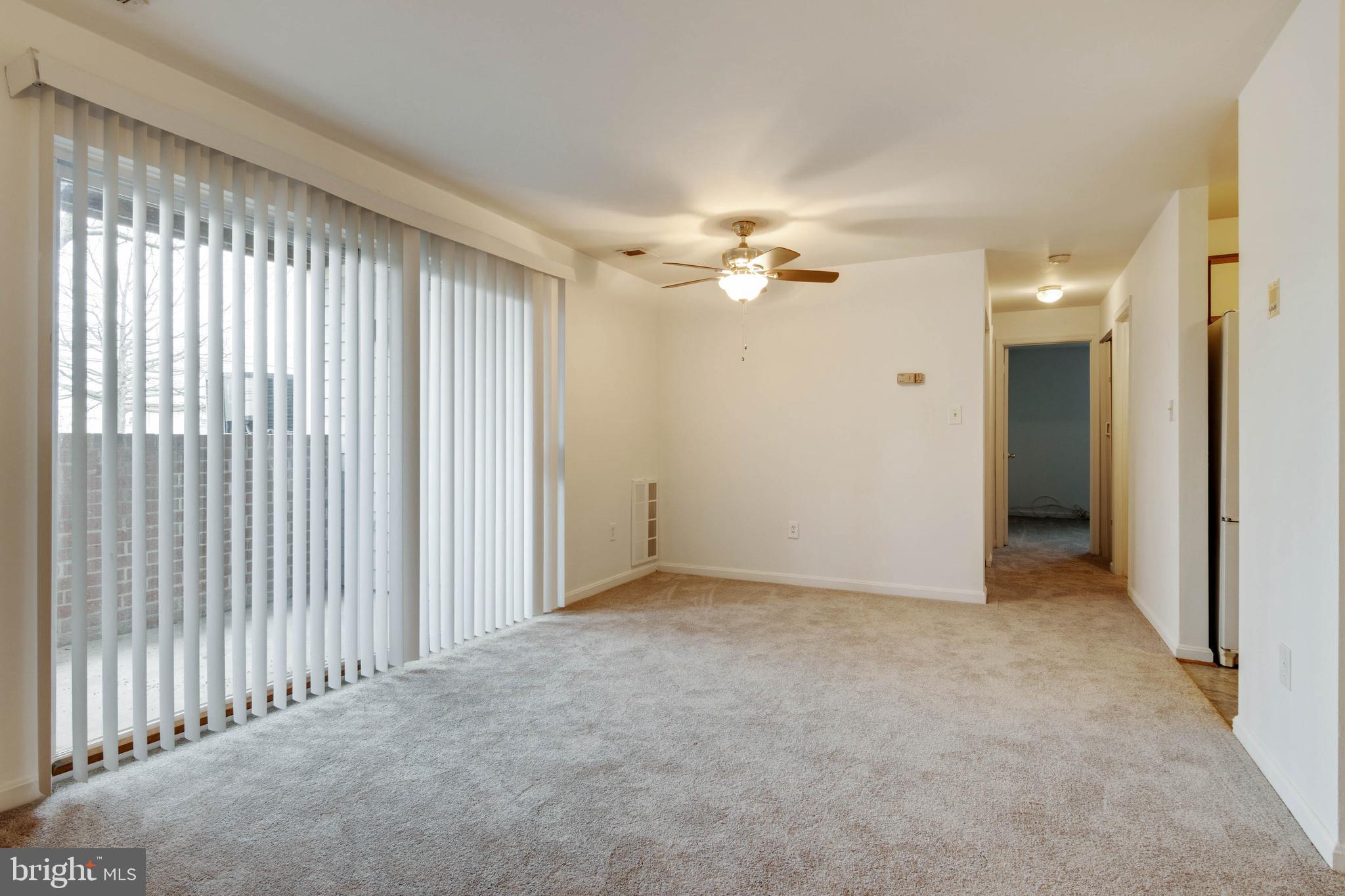 CROMWELL FOUNTAIN - Residential