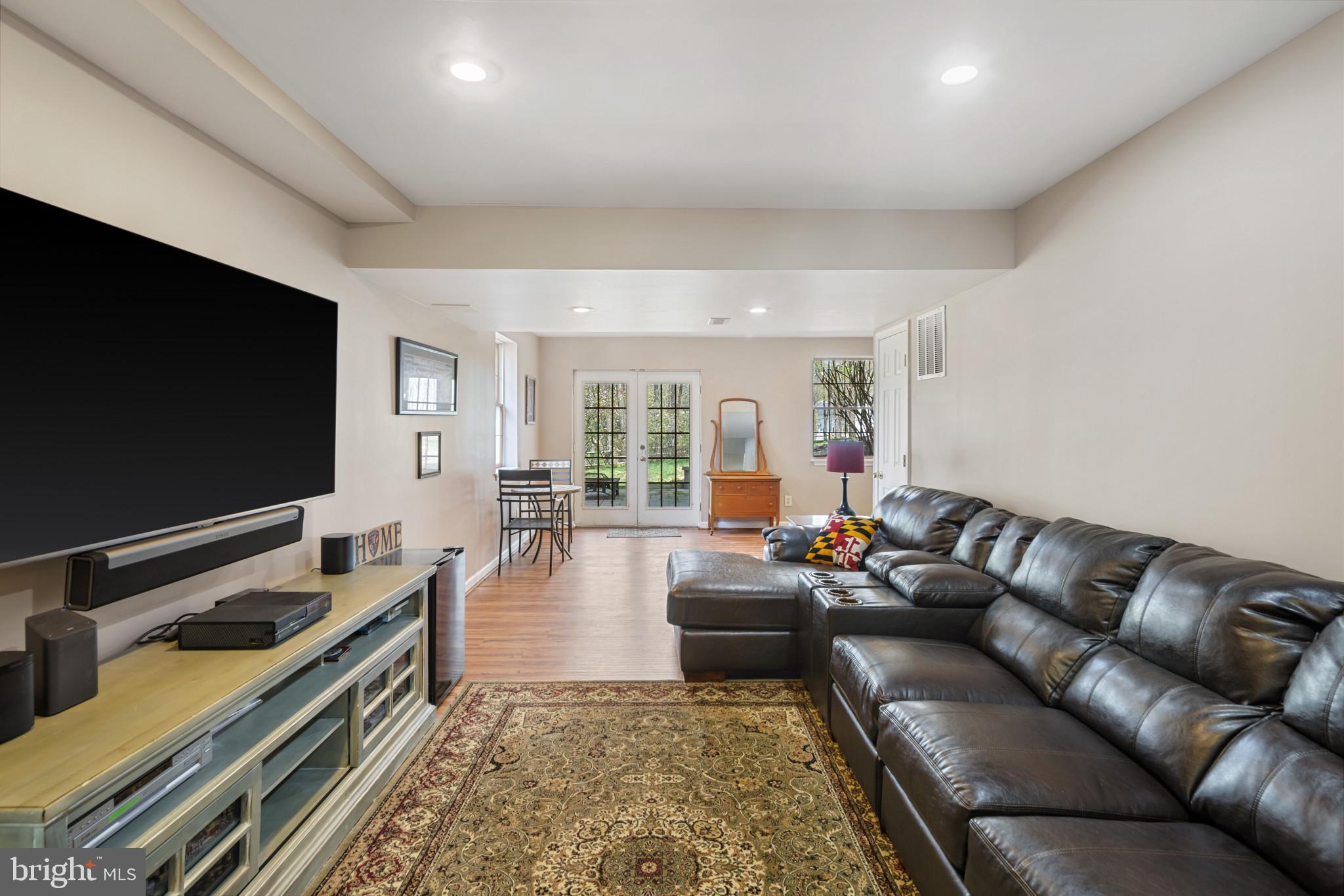 DORSEY SEARCH - Residential