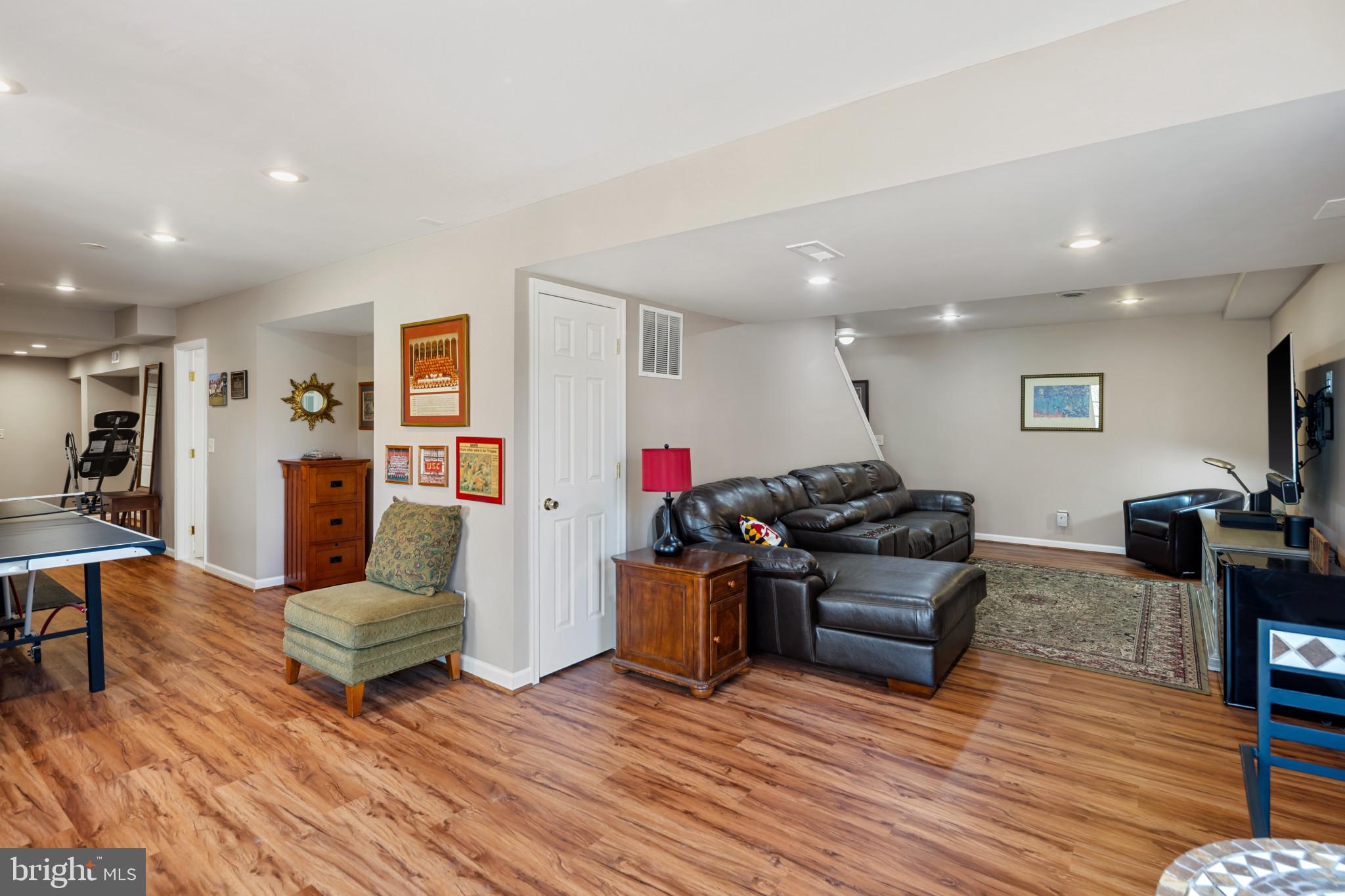 DORSEY SEARCH - Residential