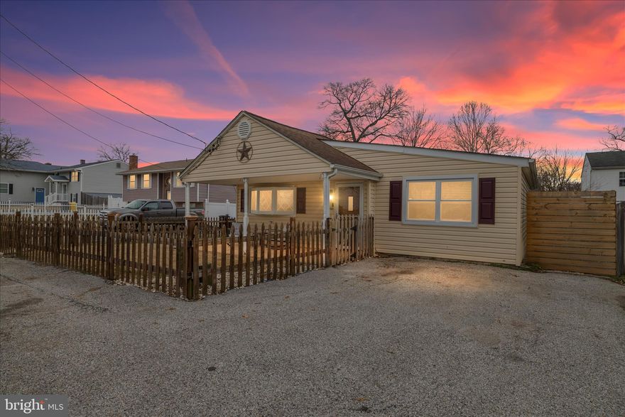 This charming 3-bedroom, 1-bath home offers comfortable, easy living in a quiet water-privileged community. Inside, you’ll find a bright and inviting layout with functional living spaces and plenty of natural light. The spacious yard provides room to relax, entertain, or create your own outdoor retreat.

Located just minutes from local parks, waterfront access, shopping, and commuter routes to Baltimore and Annapolis, this home is perfect for first-time buyers, downsizers, or anyone looking to enjoy the Pasadena lifestyle.

Don’t miss this opportunity to own in sought-after Green Haven!