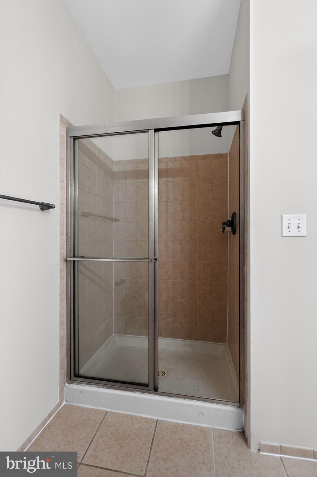 PHILADELPHIA (NORTHEAST) - Residential