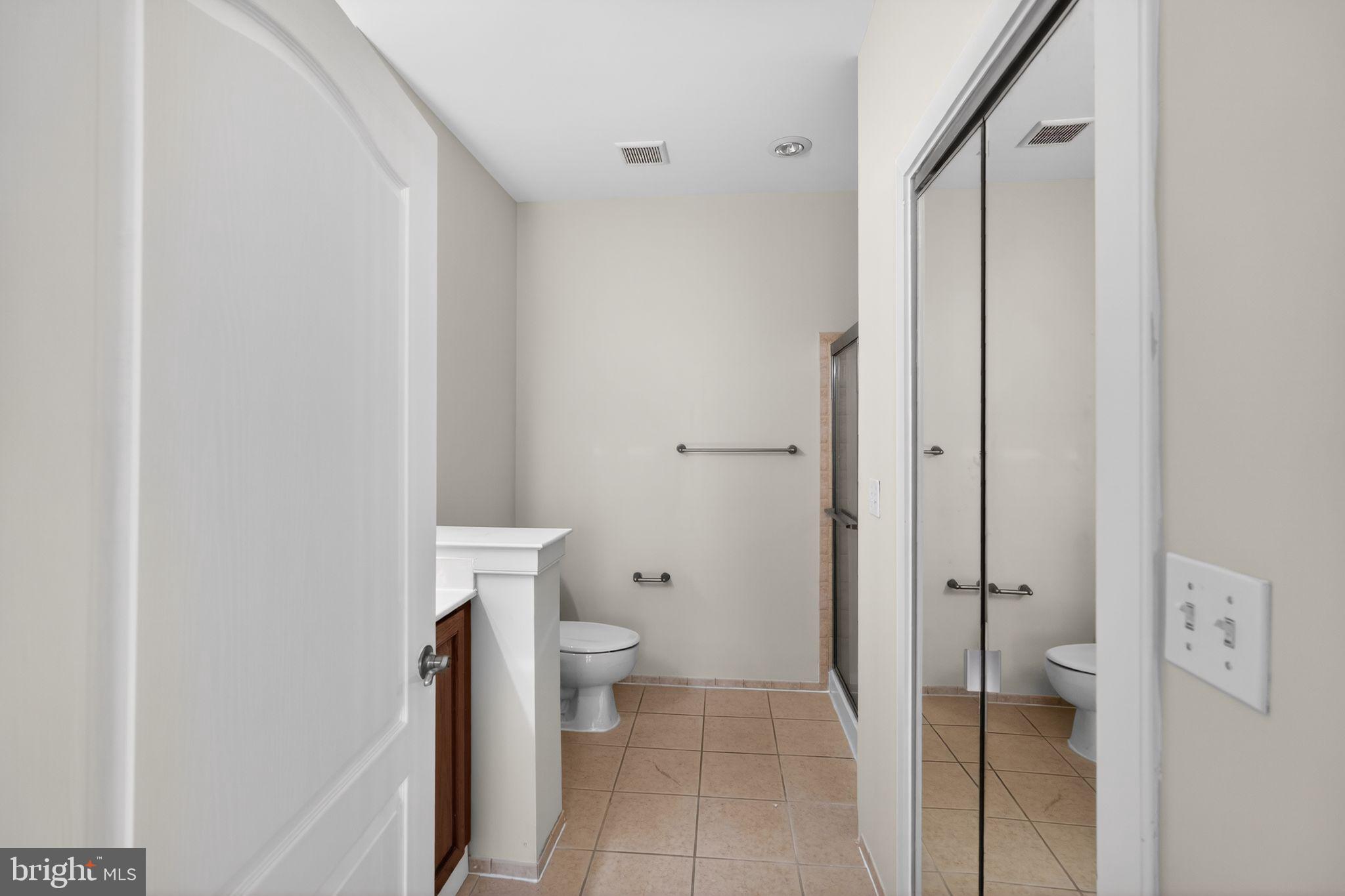 PHILADELPHIA (NORTHEAST) - Residential