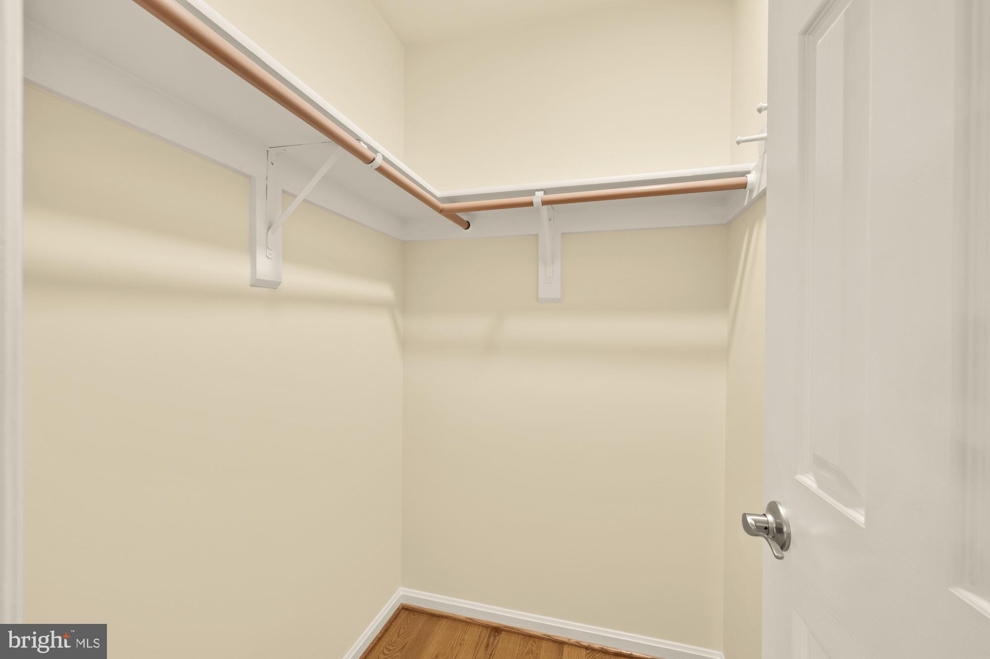 CROSSPOINTE - Residential