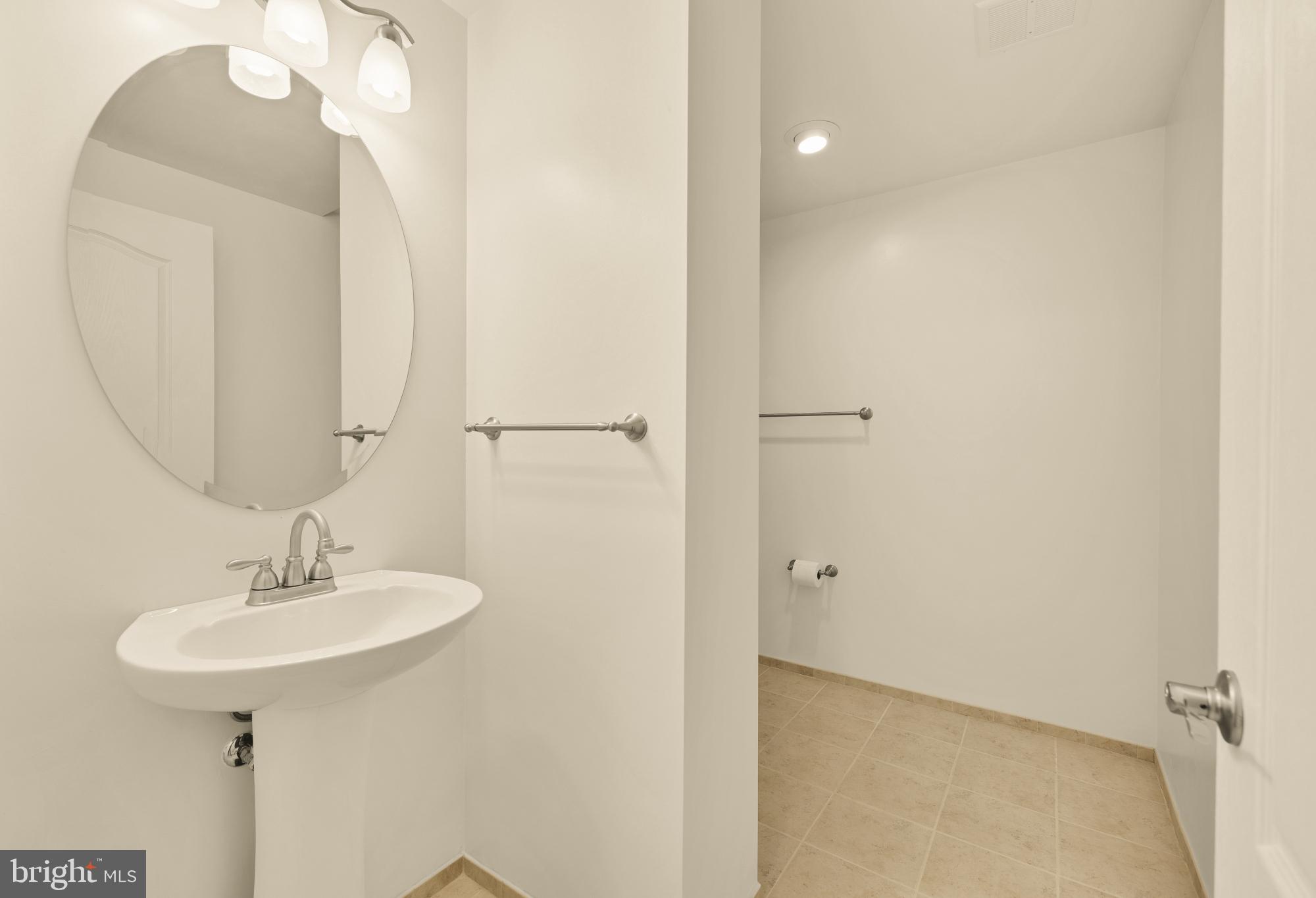 CROSSPOINTE - Residential