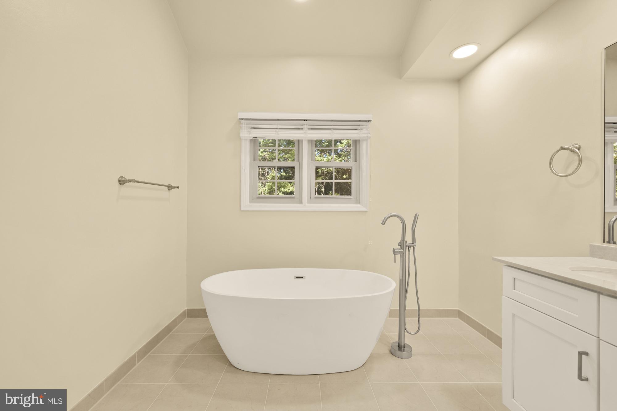 CROSSPOINTE - Residential