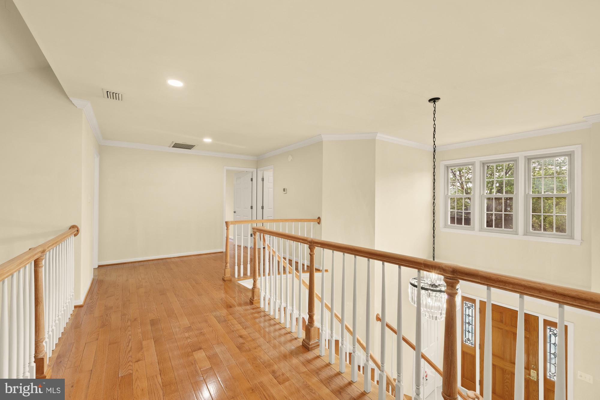 CROSSPOINTE - Residential