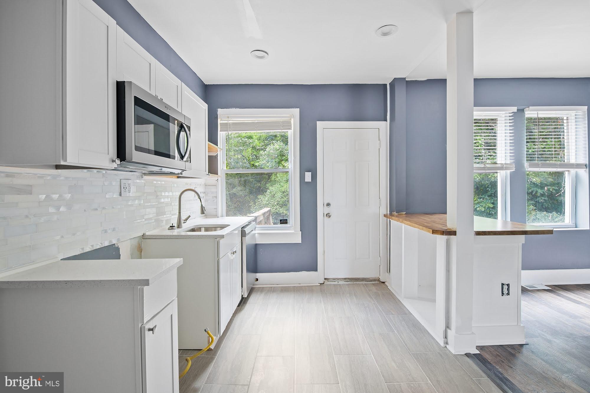 PARK CIRCLE - Residential