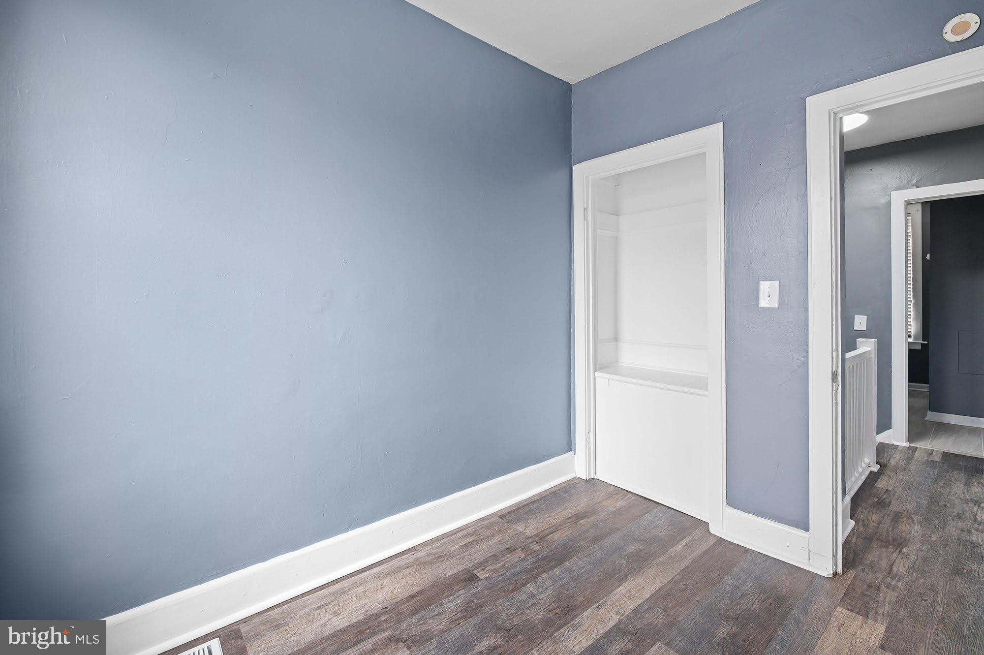 PARK CIRCLE - Residential